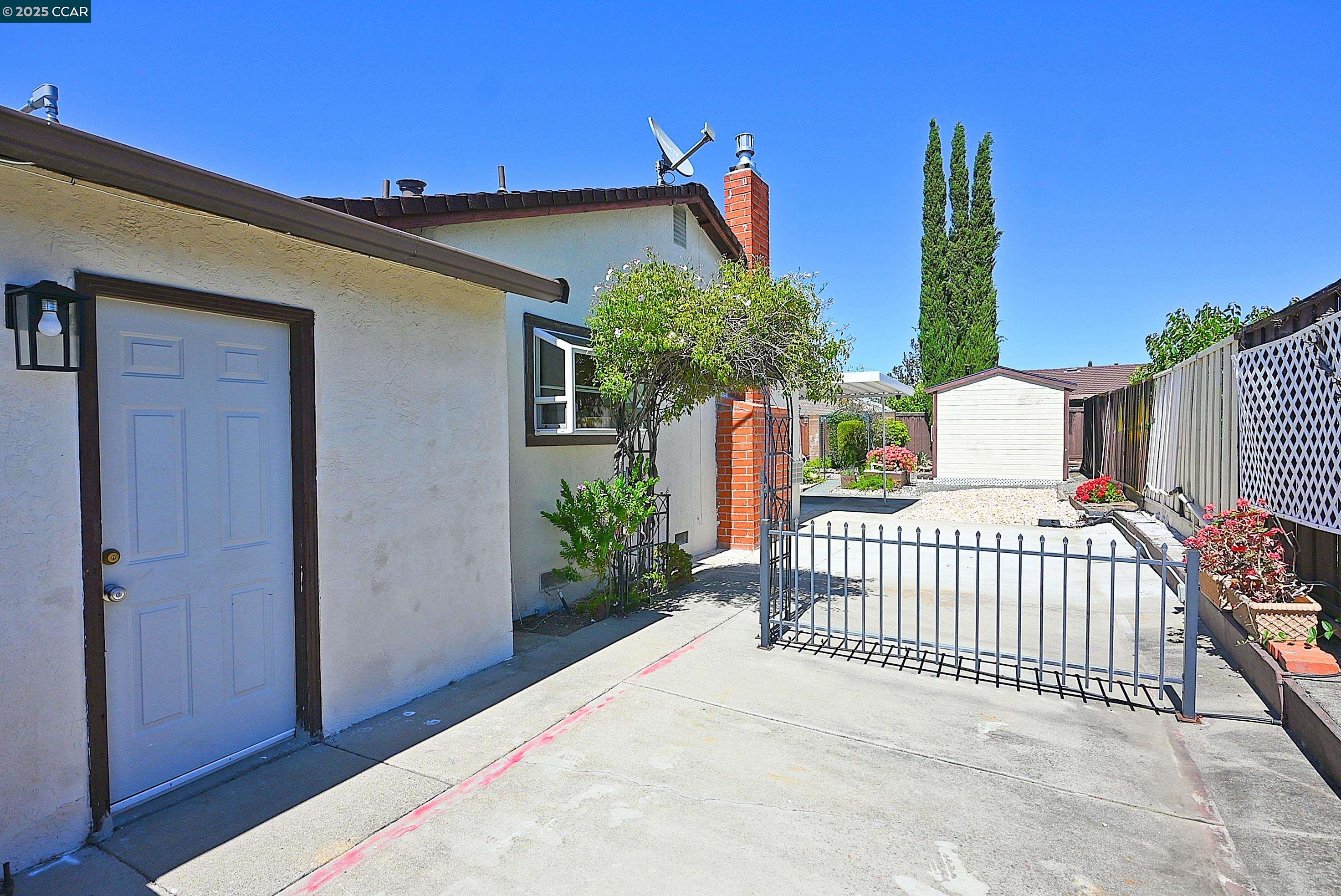 1524 Martindale Dr, Martinez, California 94553, 3 Bedrooms Bedrooms, 8 Rooms Rooms,2 BathroomsBathrooms,Residential,For Sale,1524 Martindale Dr,41098672