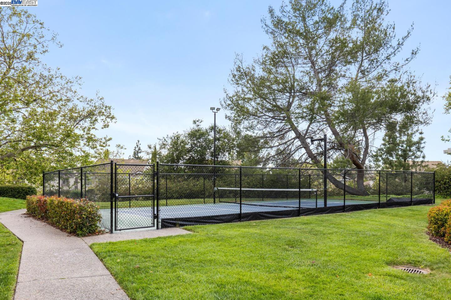 Detail Gallery Image 26 of 27 For 122 Lynx Ct, Fremont,  CA 94539 - 4 Beds | 2/1 Baths