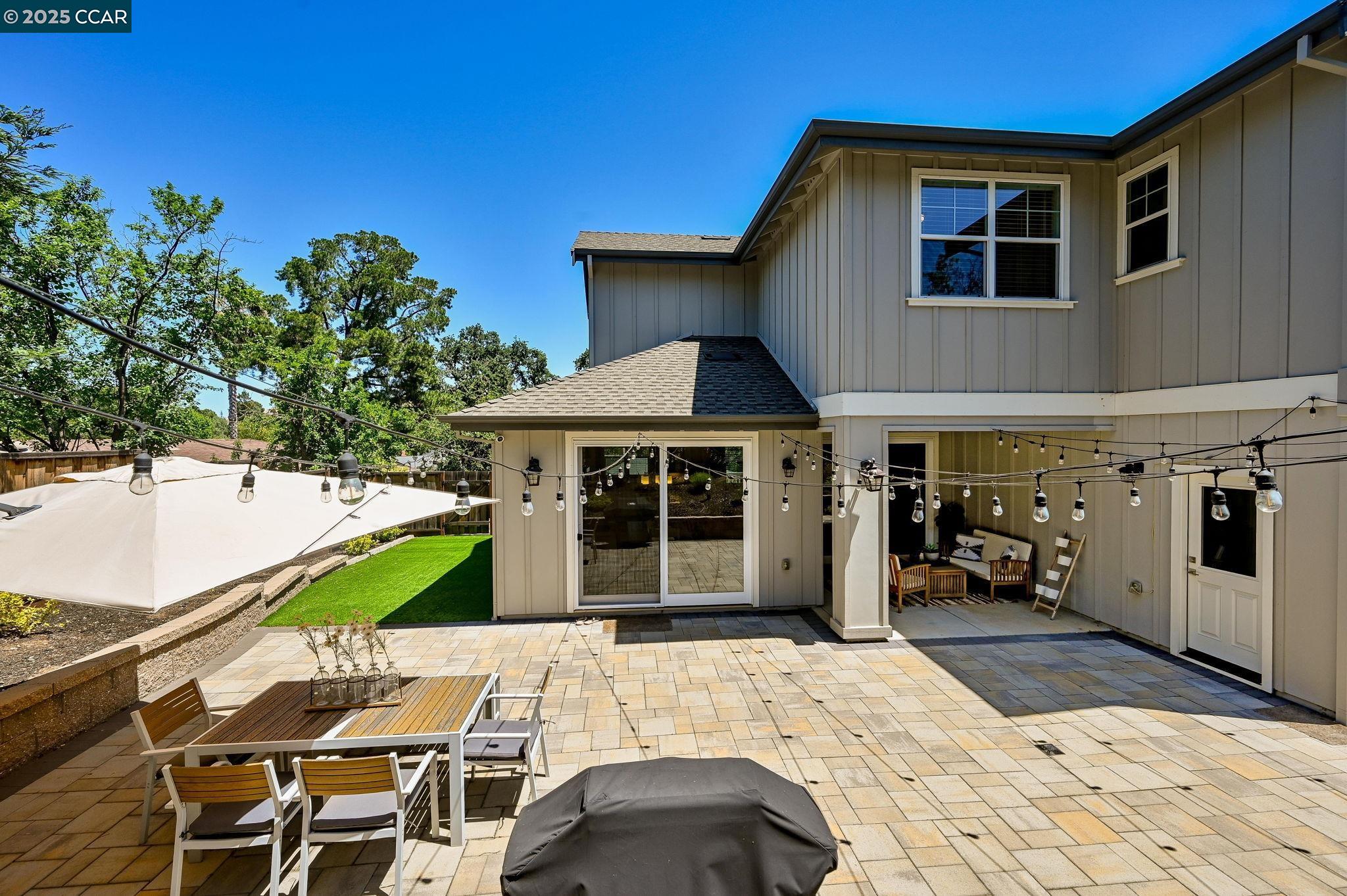 Detail Gallery Image 19 of 44 For 5540 Southbrook Drive, Clayton,  CA 94517 - 5 Beds | 3 Baths