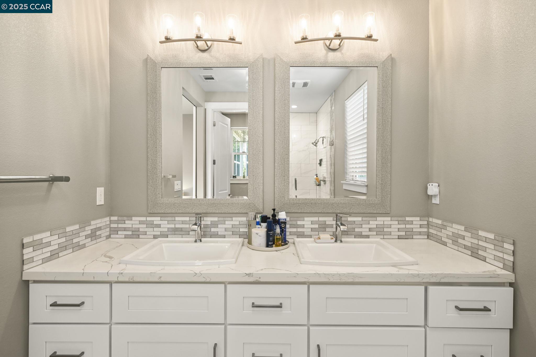 Detail Gallery Image 26 of 44 For 5540 Southbrook Drive, Clayton,  CA 94517 - 5 Beds | 3 Baths
