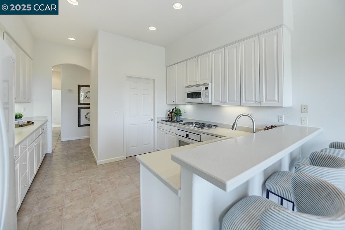 2916 Saklan Indian Dr, Walnut Creek, California 94595, 3 Bedrooms Bedrooms, 8 Rooms Rooms,2 BathroomsBathrooms,Residential,For Sale,2916 Saklan Indian Dr,41098678