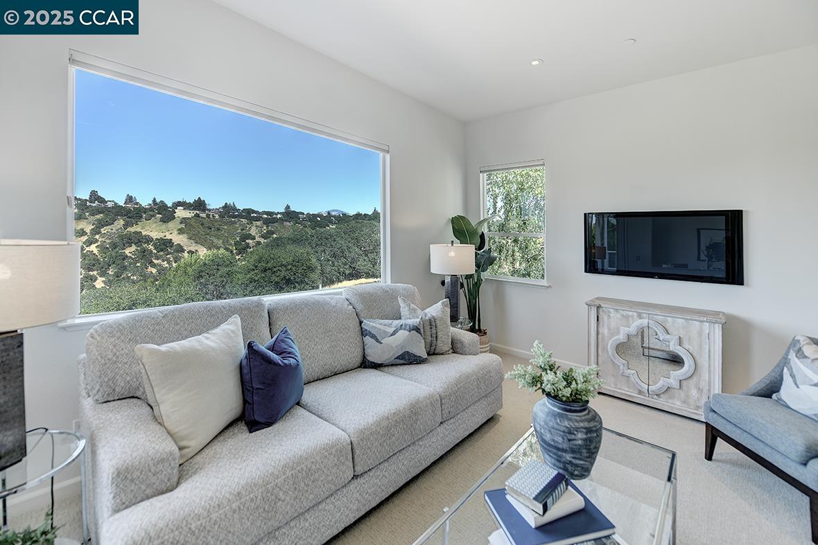 Photo #4: 41098678 Listing 