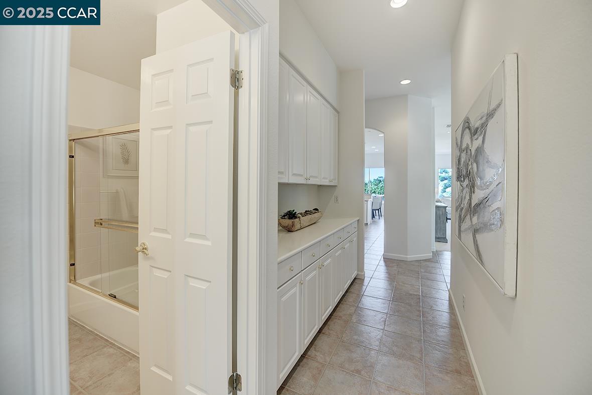 2916 Saklan Indian Dr, Walnut Creek, California 94595, 3 Bedrooms Bedrooms, 8 Rooms Rooms,2 BathroomsBathrooms,Residential,For Sale,2916 Saklan Indian Dr,41098678