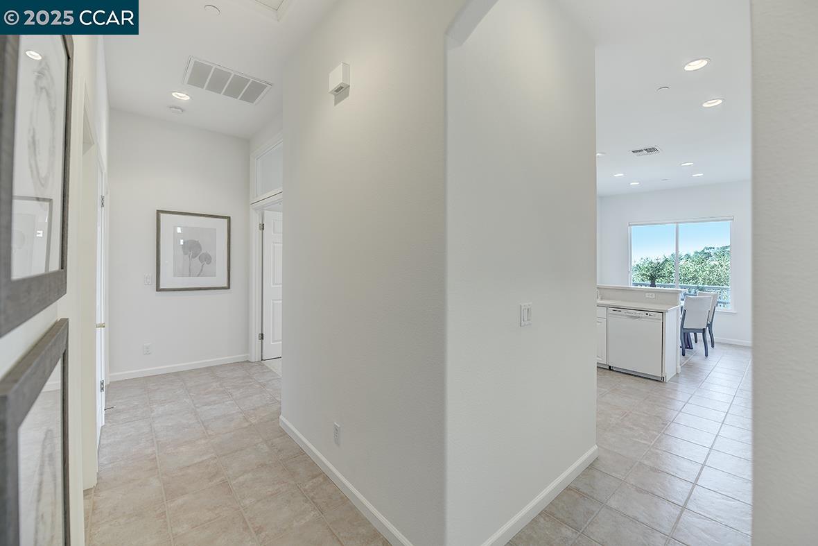 2916 Saklan Indian Dr, Walnut Creek, California 94595, 3 Bedrooms Bedrooms, 8 Rooms Rooms,2 BathroomsBathrooms,Residential,For Sale,2916 Saklan Indian Dr,41098678