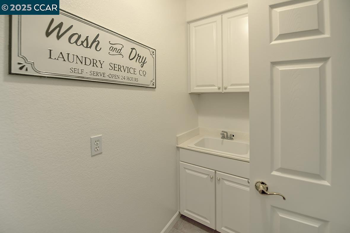 2916 Saklan Indian Dr, Walnut Creek, California 94595, 3 Bedrooms Bedrooms, 8 Rooms Rooms,2 BathroomsBathrooms,Residential,For Sale,2916 Saklan Indian Dr,41098678