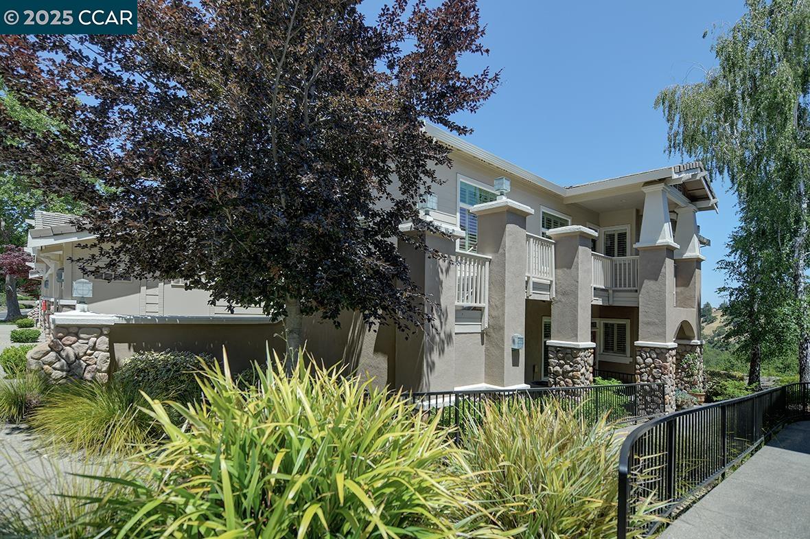 2916 Saklan Indian Dr, Walnut Creek, California 94595, 3 Bedrooms Bedrooms, 8 Rooms Rooms,2 BathroomsBathrooms,Residential,For Sale,2916 Saklan Indian Dr,41098678