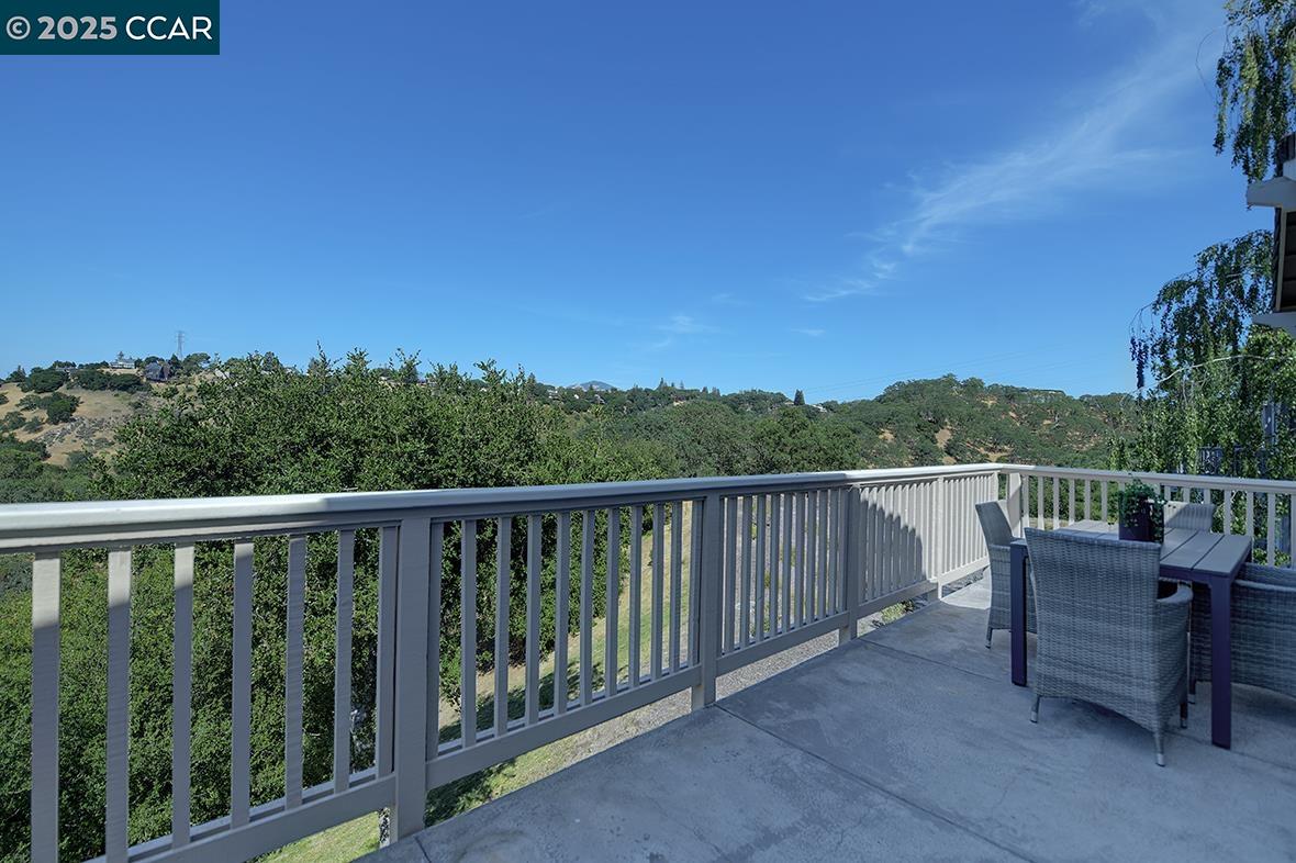 2916 Saklan Indian Dr, Walnut Creek, California 94595, 3 Bedrooms Bedrooms, 8 Rooms Rooms,2 BathroomsBathrooms,Residential,For Sale,2916 Saklan Indian Dr,41098678