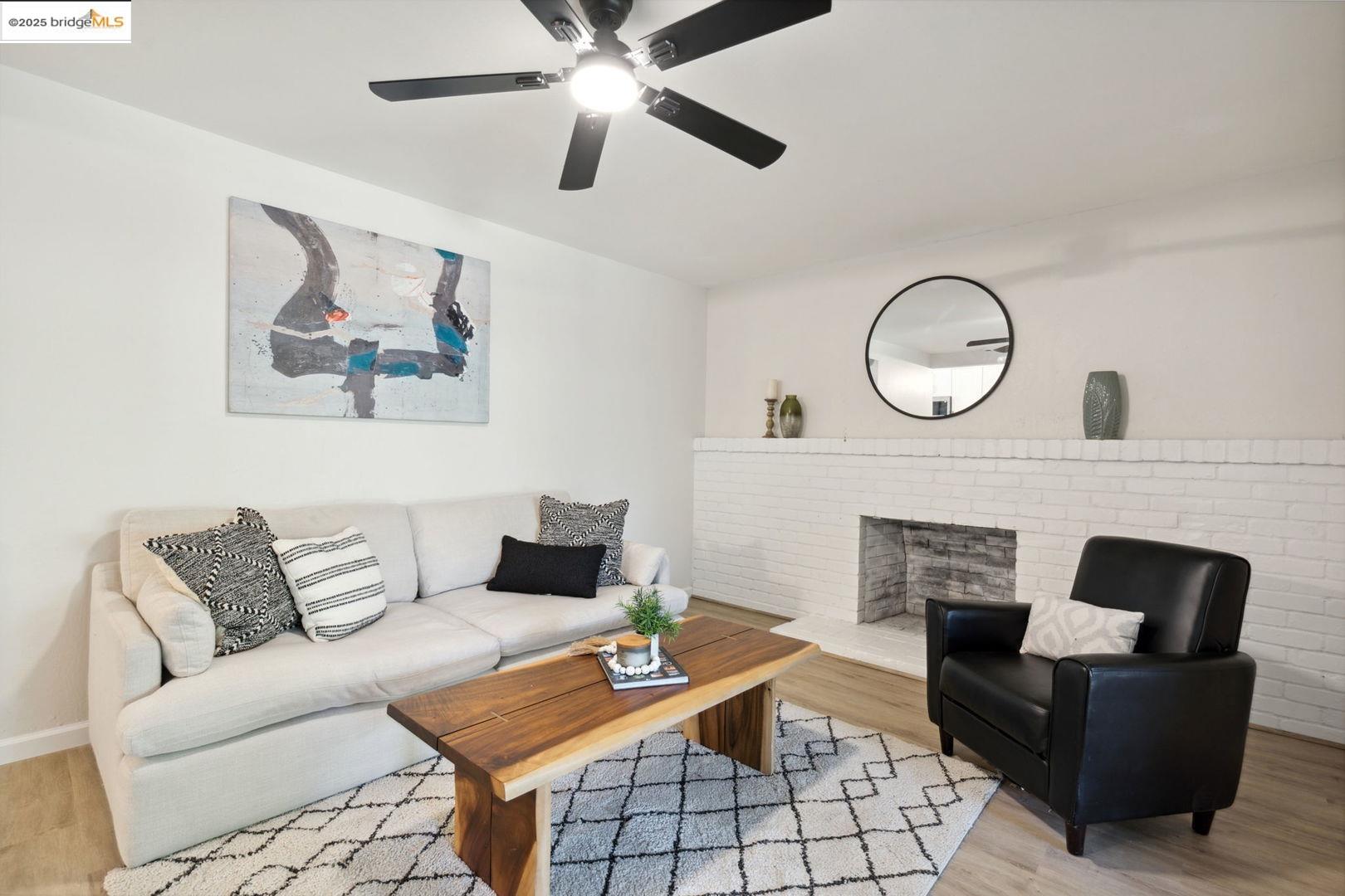 Detail Gallery Image 18 of 24 For 6419 Dallas Way, Sacramento,  CA 95823 - 3 Beds | 2 Baths
