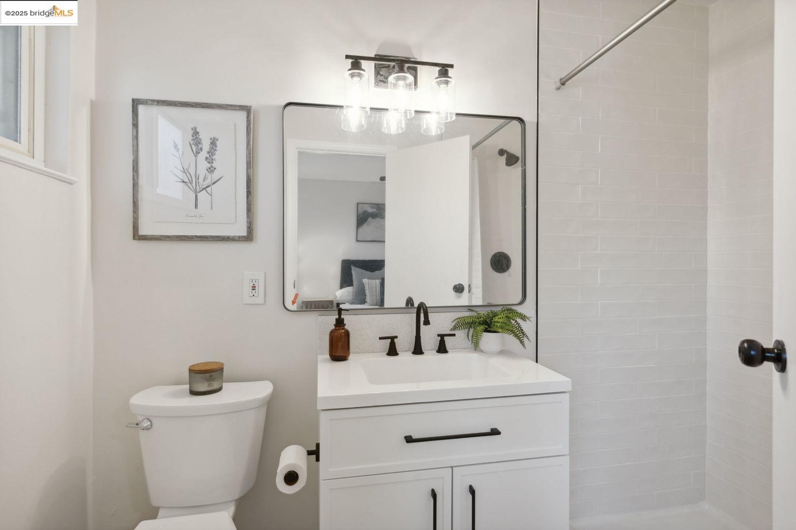 Detail Gallery Image 19 of 24 For 6419 Dallas Way, Sacramento,  CA 95823 - 3 Beds | 2 Baths