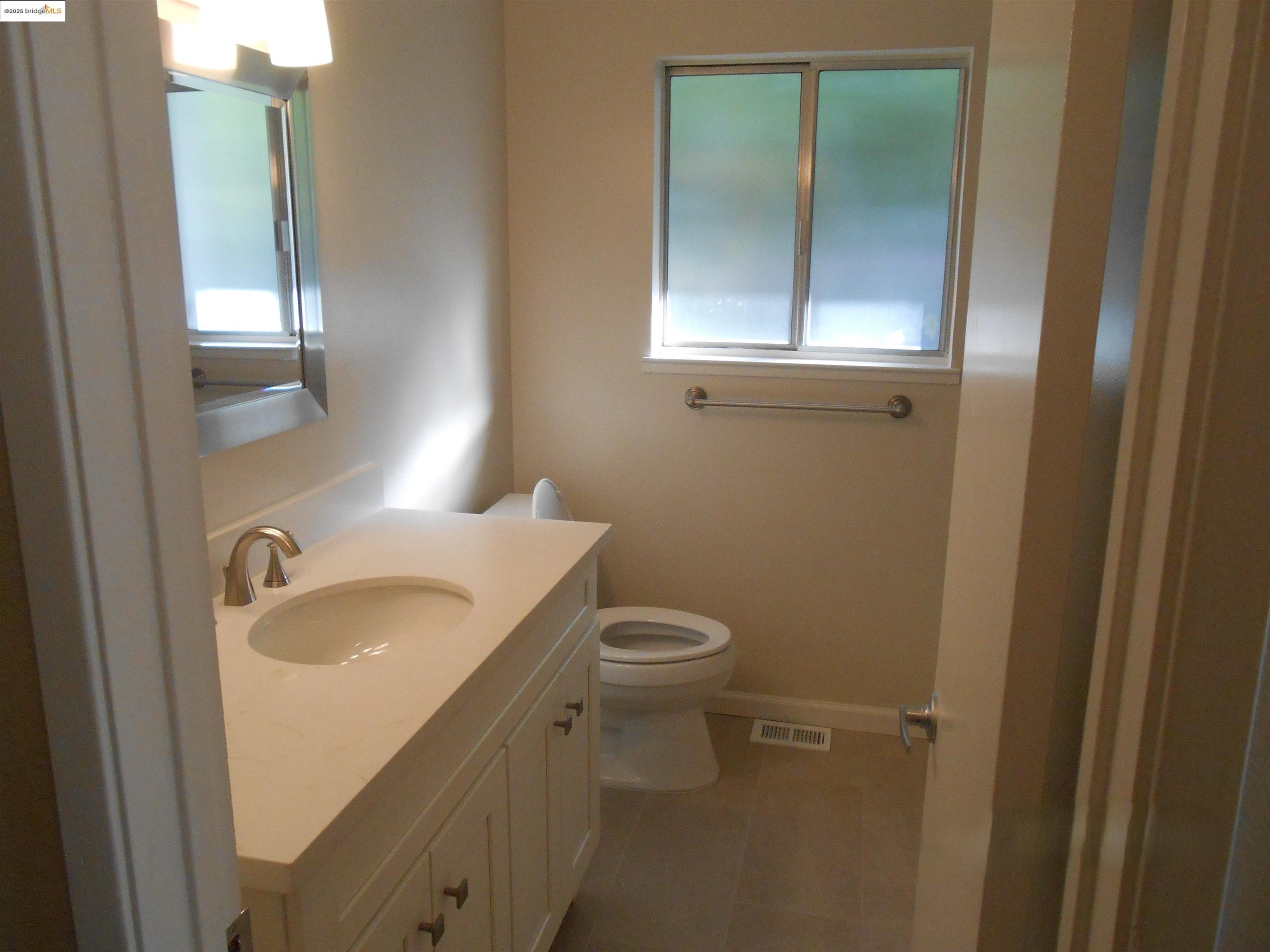 Detail Gallery Image 16 of 25 For 2044 Ascot Dr, Moraga,  CA 94556 - – Beds | – Baths