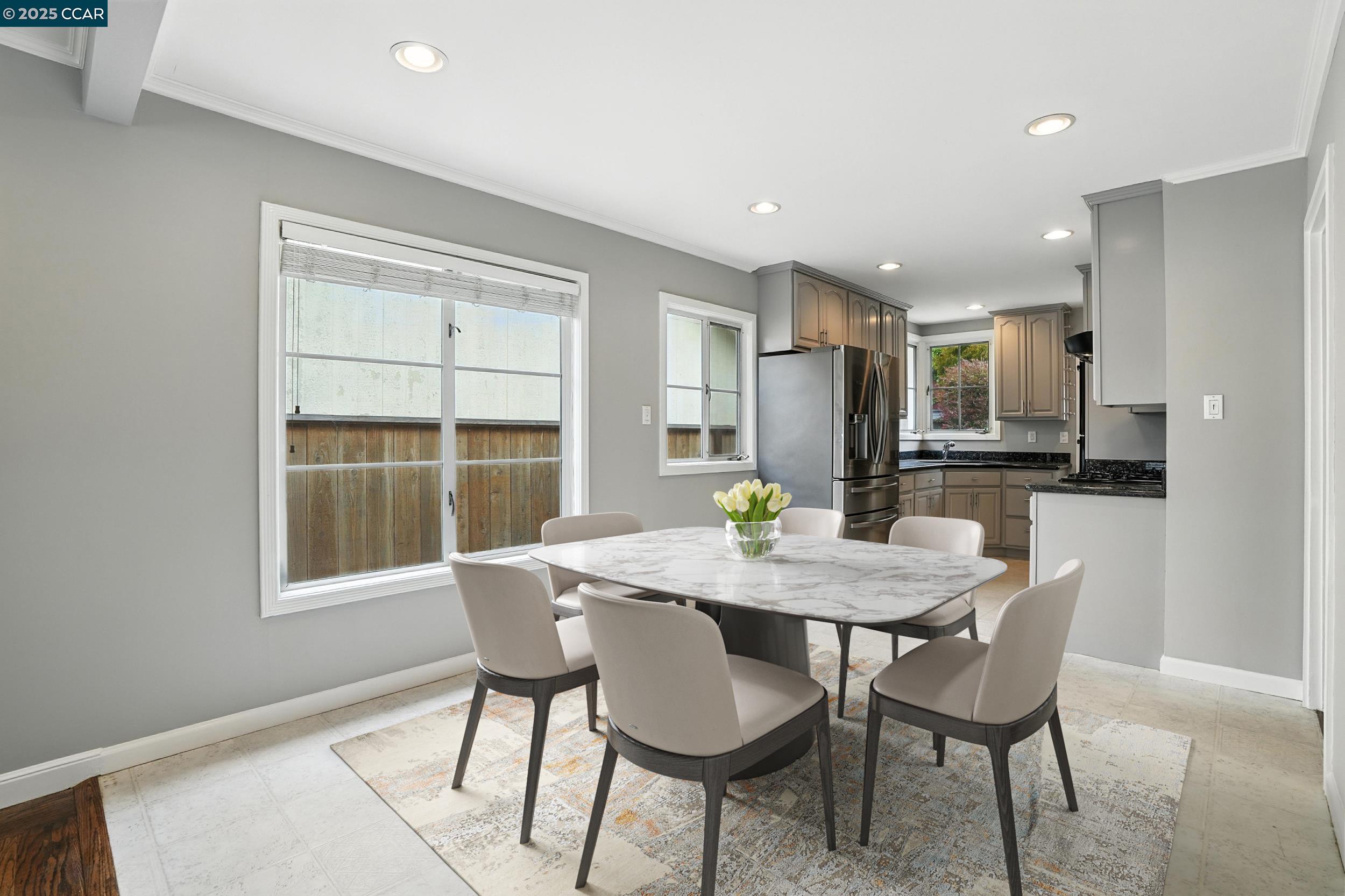 Detail Gallery Image 10 of 36 For 36 Greenwood Dr, South San Francisco,  CA 94080 - 2 Beds | 1 Baths