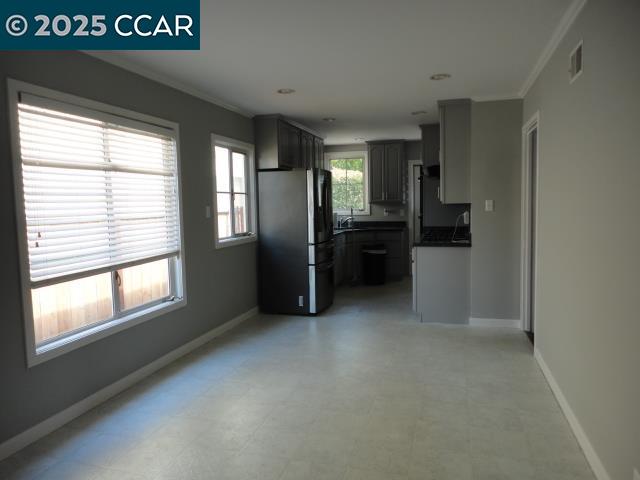 Detail Gallery Image 10 of 31 For 36 Greenwood Dr, South San Francisco,  CA 94080 - 2 Beds | 1 Baths