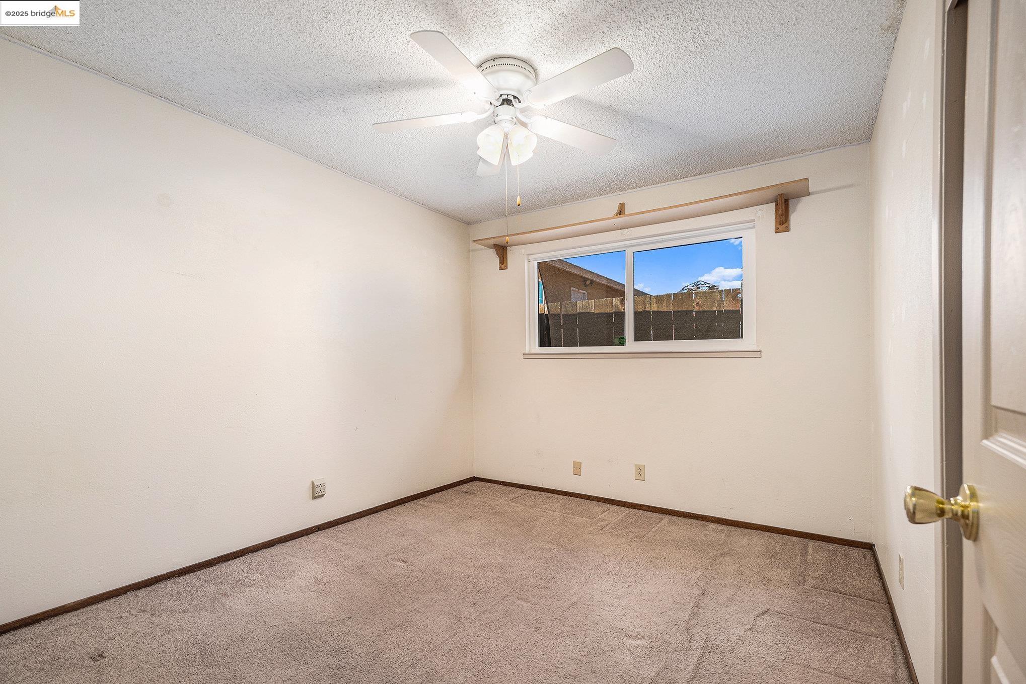 Detail Gallery Image 17 of 34 For 161 E Sims Rd, Brentwood,  CA 94513 - 3 Beds | 2 Baths