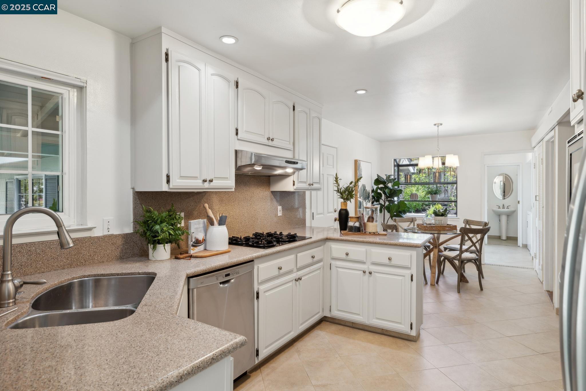 3662 Perada Dr, Walnut Creek, California 94598, 3 Bedrooms Bedrooms, 9 Rooms Rooms,2 BathroomsBathrooms,Residential,For Sale,3662 Perada Dr,41098685