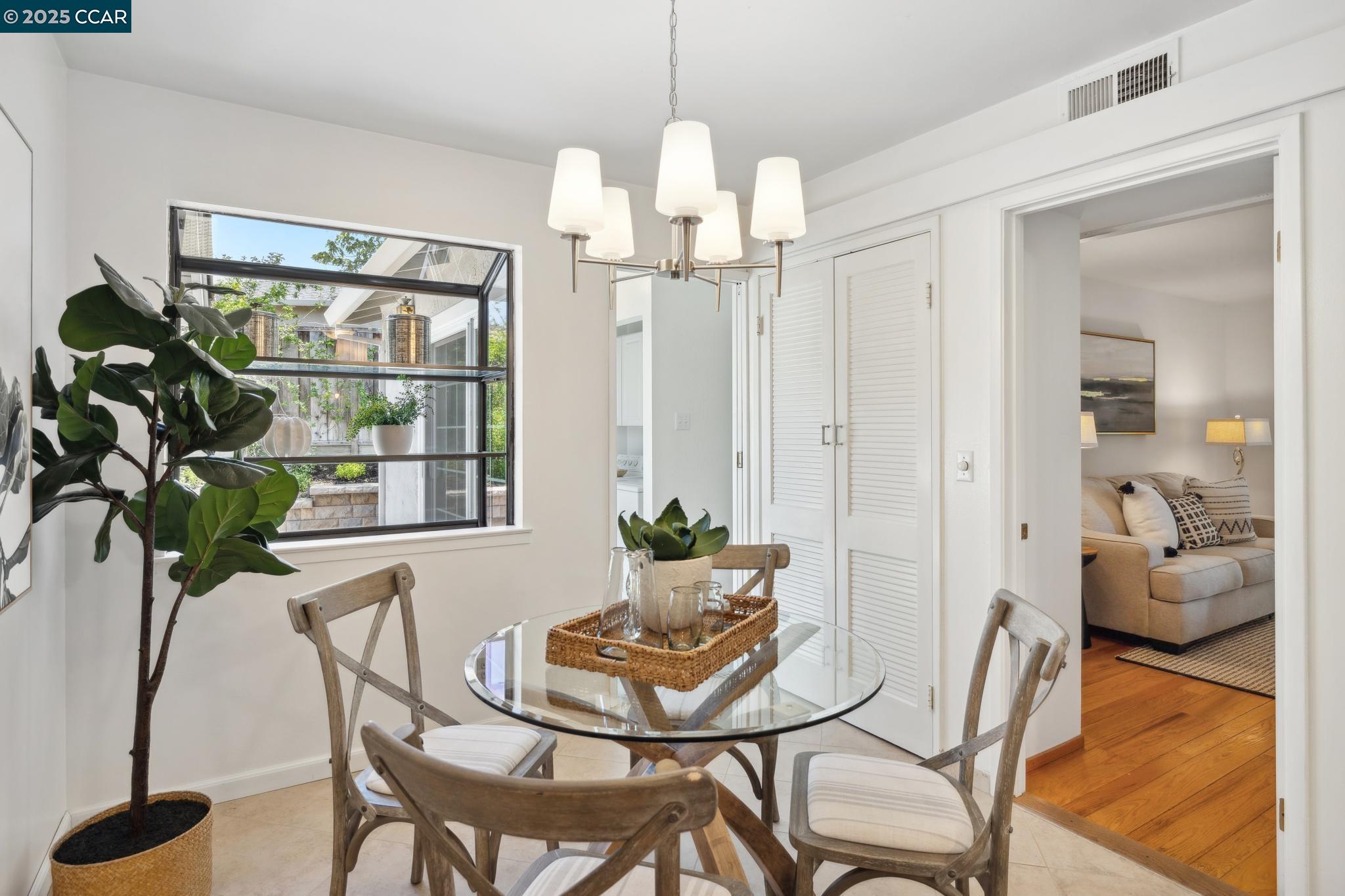 3662 Perada Dr, Walnut Creek, California 94598, 3 Bedrooms Bedrooms, 9 Rooms Rooms,2 BathroomsBathrooms,Residential,For Sale,3662 Perada Dr,41098685