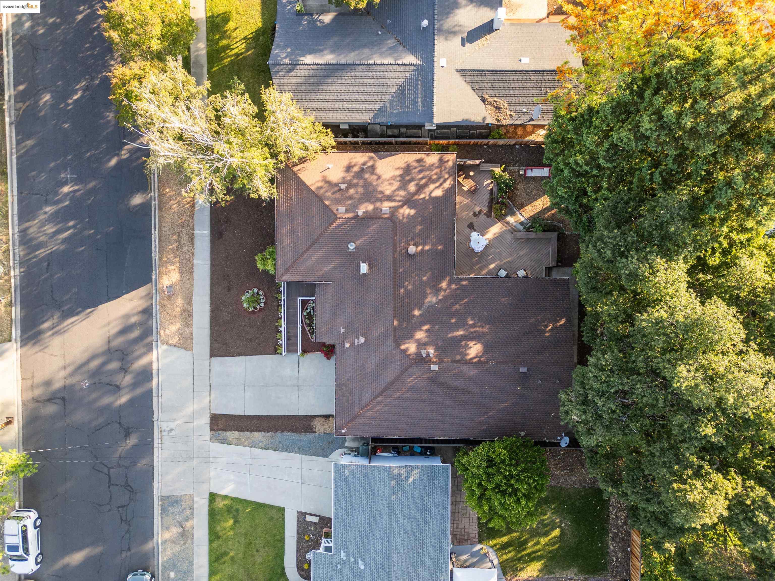3967 Majestic Drive, Concord, California 94519, 4 Bedrooms Bedrooms, 9 Rooms Rooms,3 BathroomsBathrooms,Residential,For Sale,3967 Majestic Drive,41098686