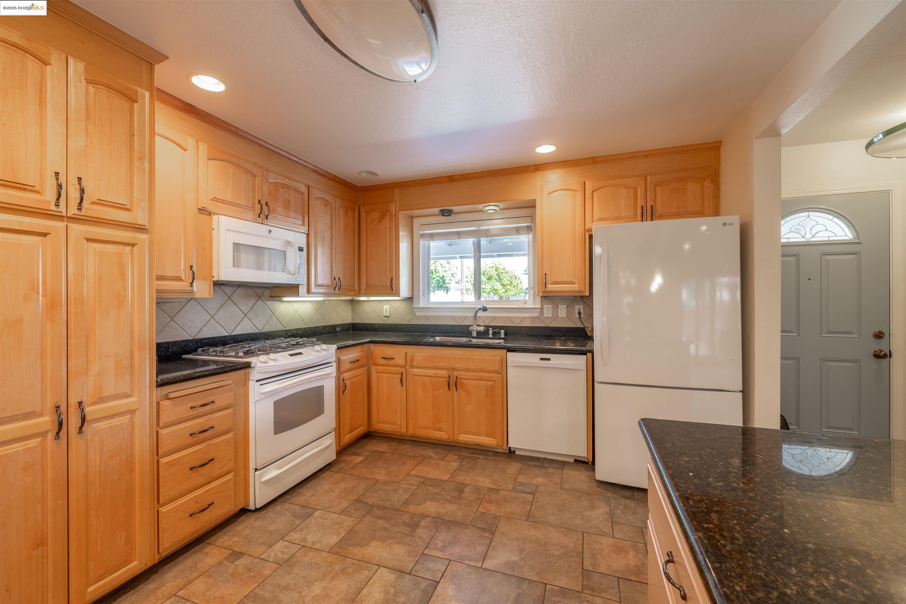 3967 Majestic Drive, Concord, California 94519, 4 Bedrooms Bedrooms, 9 Rooms Rooms,3 BathroomsBathrooms,Residential,For Sale,3967 Majestic Drive,41098686