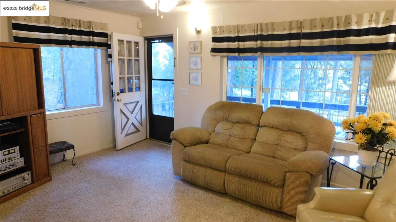 Detail Gallery Image 8 of 40 For 23730 State Highway 108, Twain Harte,  CA 95383 - 2 Beds | 2 Baths