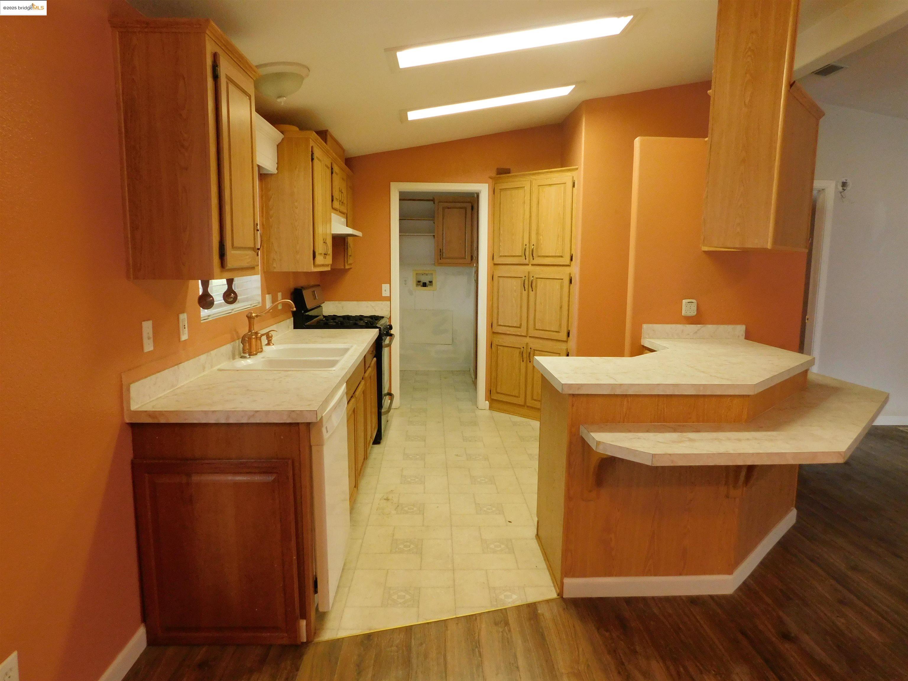 18717 Rail Vista Lane # 602, Jamestown, California 95327, 3 Bedrooms Bedrooms, 6 Rooms Rooms,2 BathroomsBathrooms,Manufactured In Park,For Sale,18717 Rail Vista Lane # 602,41098688