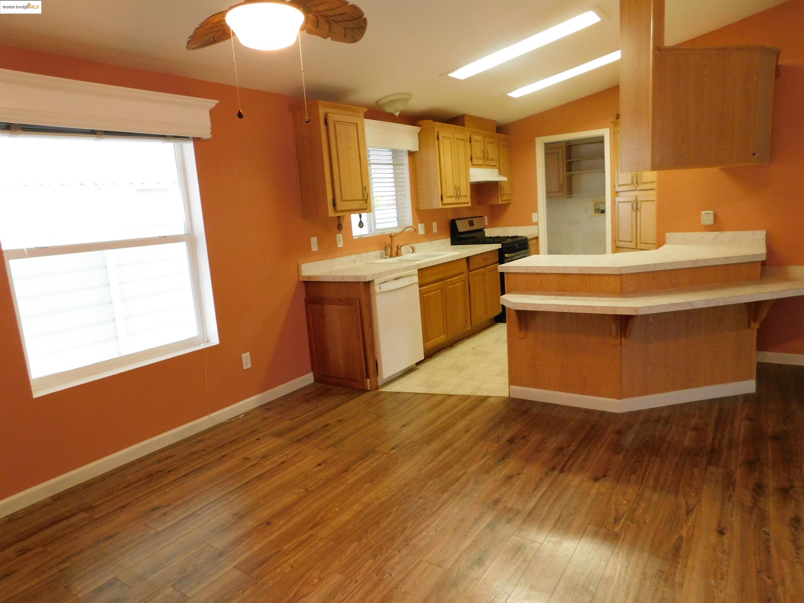 18717 Rail Vista Lane # 602, Jamestown, California 95327, 3 Bedrooms Bedrooms, 6 Rooms Rooms,2 BathroomsBathrooms,Manufactured In Park,For Sale,18717 Rail Vista Lane # 602,41098688