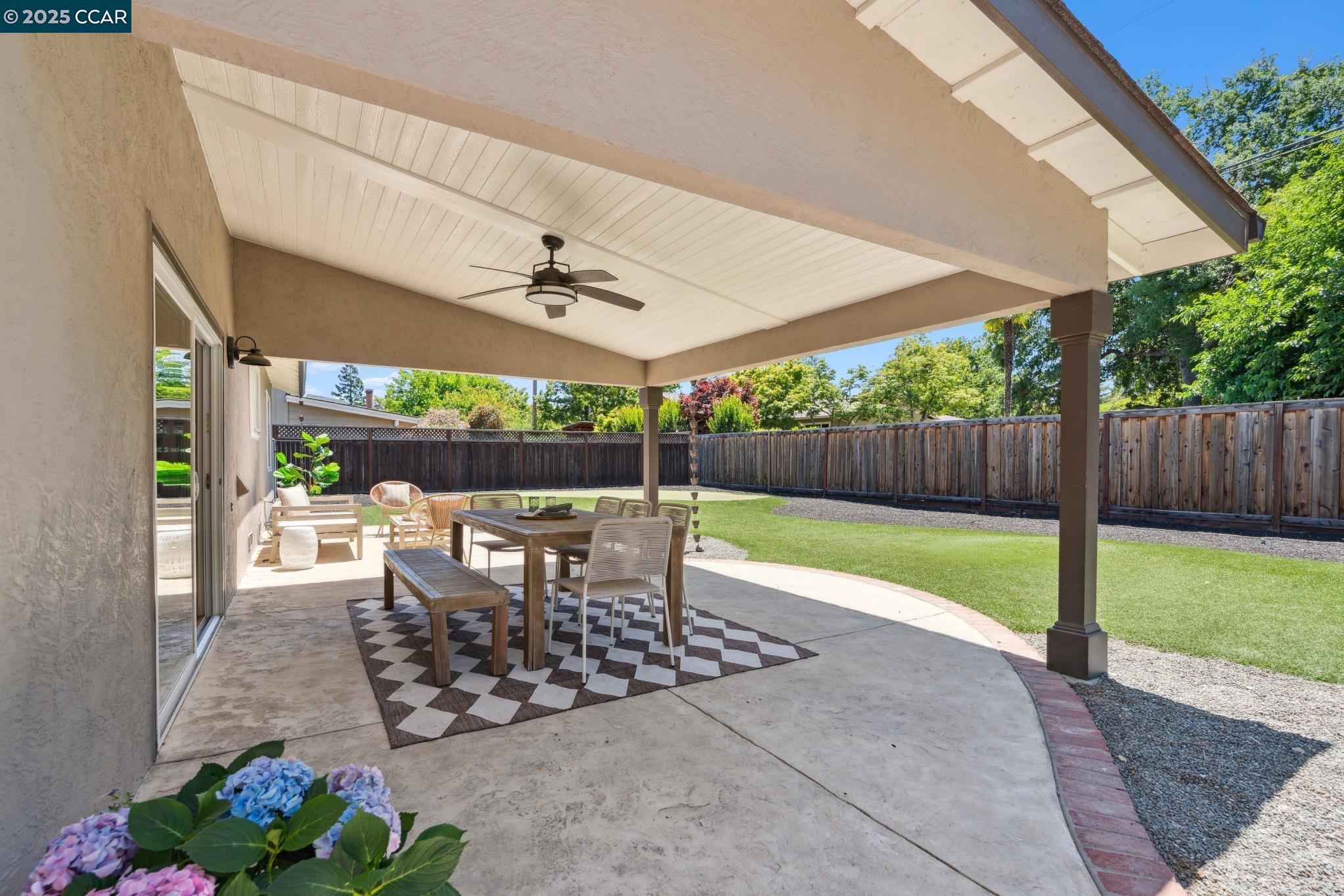 651 Wintergreen Ln, Walnut Creek, California 94598, 3 Bedrooms Bedrooms, 9 Rooms Rooms,2 BathroomsBathrooms,Residential,For Sale,651 Wintergreen Ln,41098689