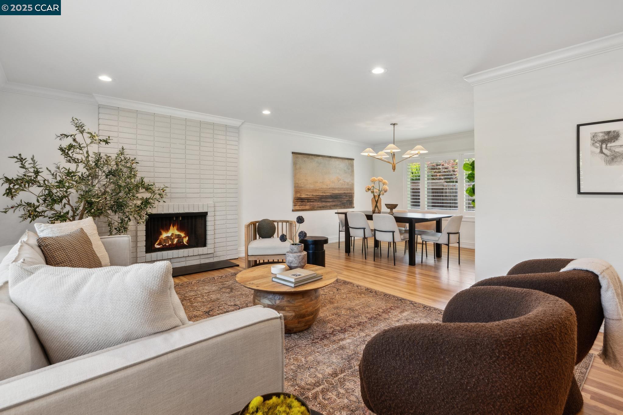 651 Wintergreen Ln, Walnut Creek, California 94598, 3 Bedrooms Bedrooms, 9 Rooms Rooms,2 BathroomsBathrooms,Residential,For Sale,651 Wintergreen Ln,41098689