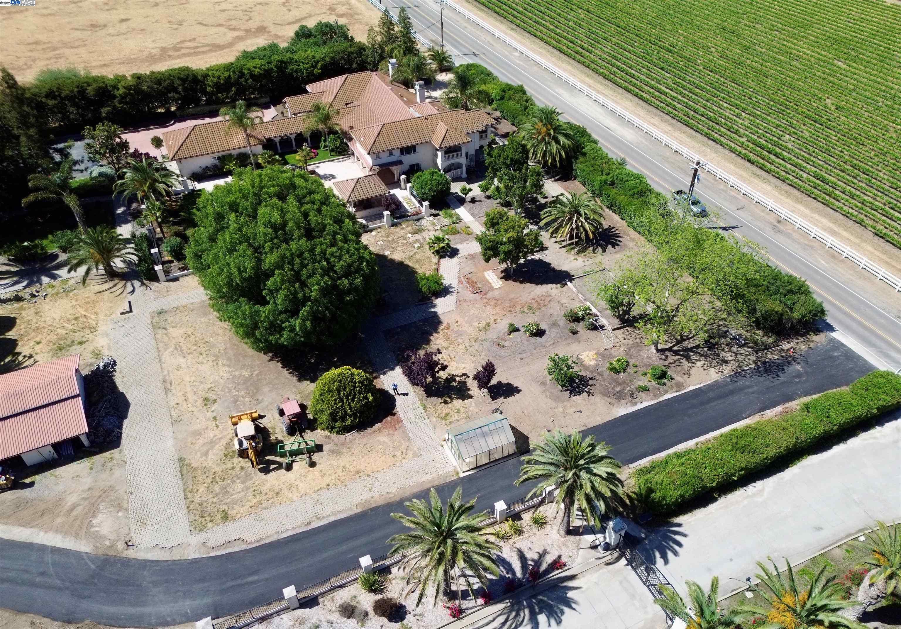 4224 Greenville Rd, Livermore, California 94550, 4 Bedrooms Bedrooms, 10 Rooms Rooms,2 BathroomsBathrooms,Residential,For Sale,4224 Greenville Rd,41098691