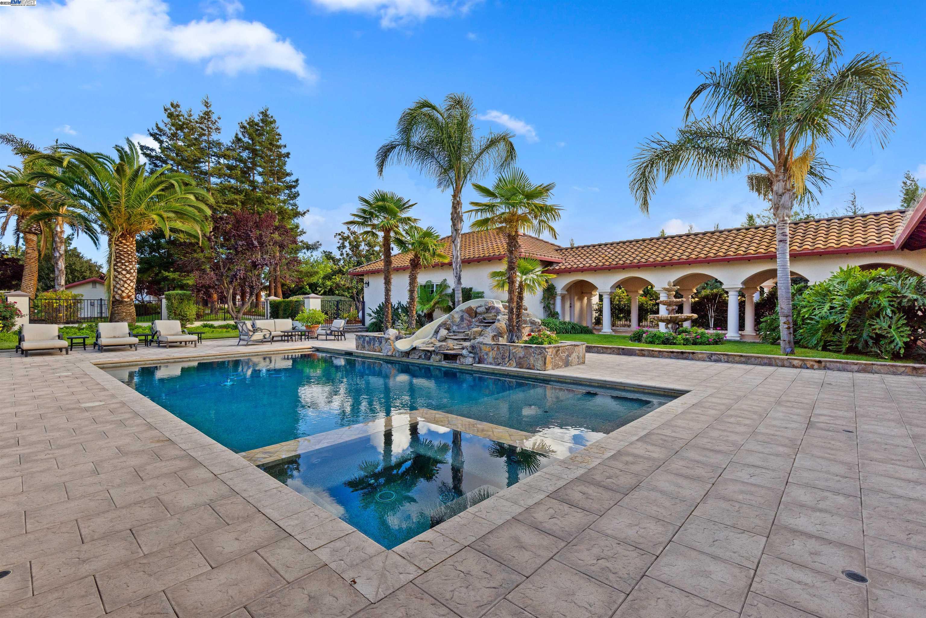 4224 Greenville Rd, Livermore, California 94550, 4 Bedrooms Bedrooms, 10 Rooms Rooms,2 BathroomsBathrooms,Residential,For Sale,4224 Greenville Rd,41098691