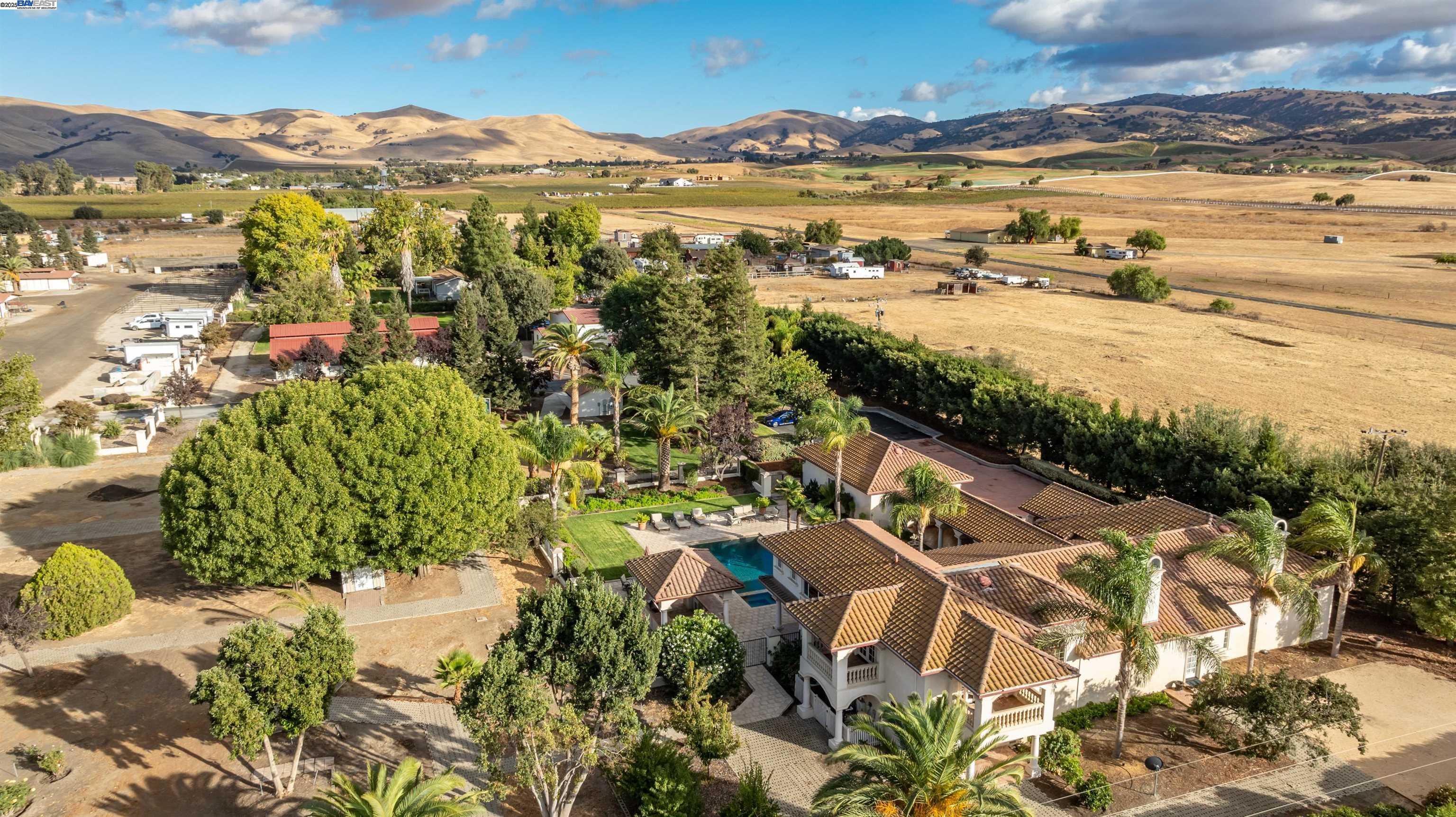 4224 Greenville Rd, Livermore, California 94550, 4 Bedrooms Bedrooms, 10 Rooms Rooms,2 BathroomsBathrooms,Residential,For Sale,4224 Greenville Rd,41098691