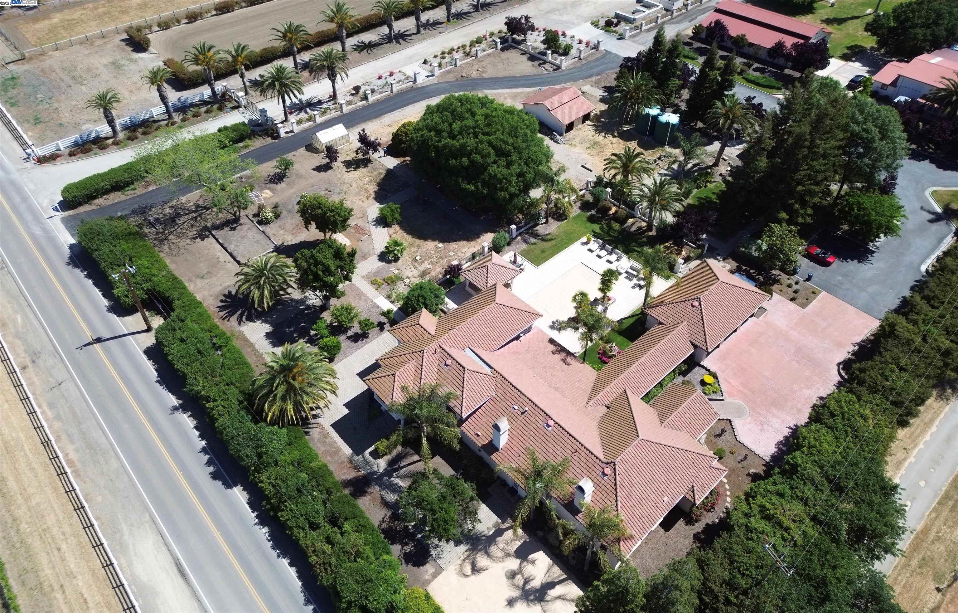 4224 Greenville Rd, Livermore, California 94550, 4 Bedrooms Bedrooms, 10 Rooms Rooms,2 BathroomsBathrooms,Residential,For Sale,4224 Greenville Rd,41098691