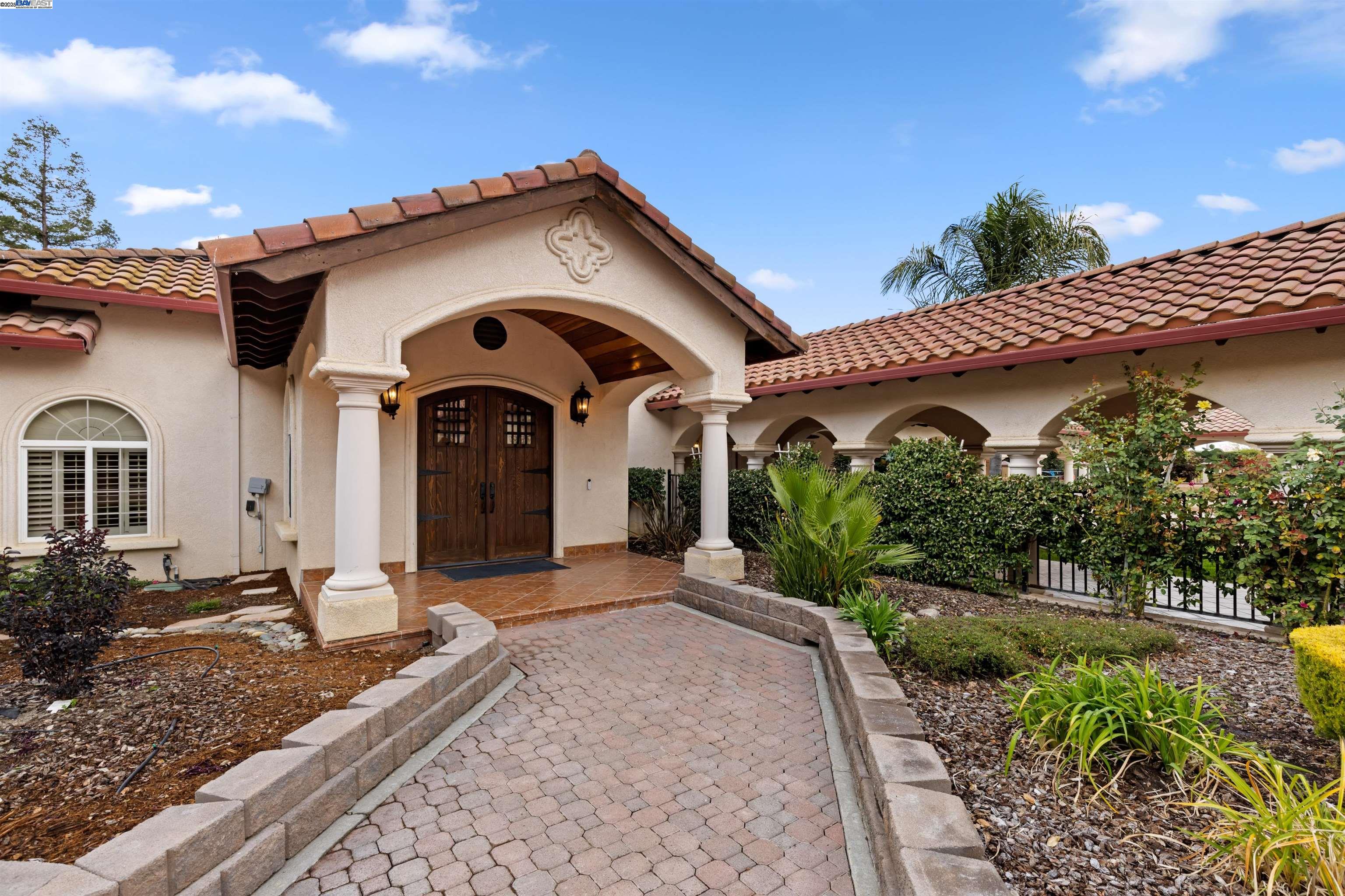 4224 Greenville Rd, Livermore, California 94550, 4 Bedrooms Bedrooms, 10 Rooms Rooms,2 BathroomsBathrooms,Residential,For Sale,4224 Greenville Rd,41098691