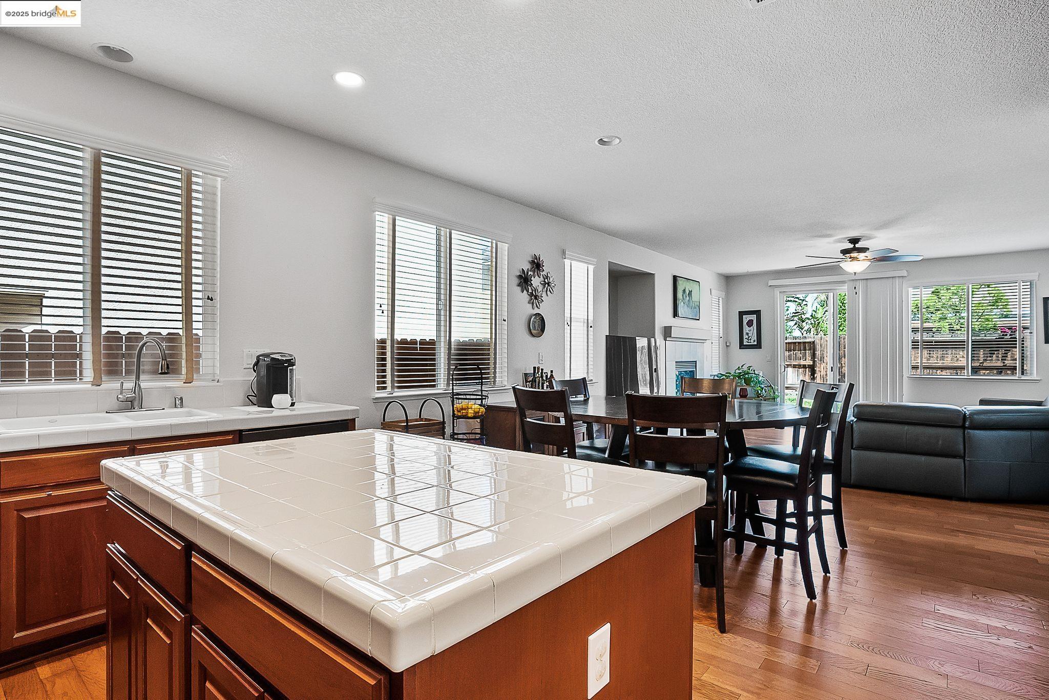 115 Tennyson Ct, Discovery Bay, California 94505, 5 Bedrooms Bedrooms, 10 Rooms Rooms,3 BathroomsBathrooms,Residential,For Sale,115 Tennyson Ct,41098692
