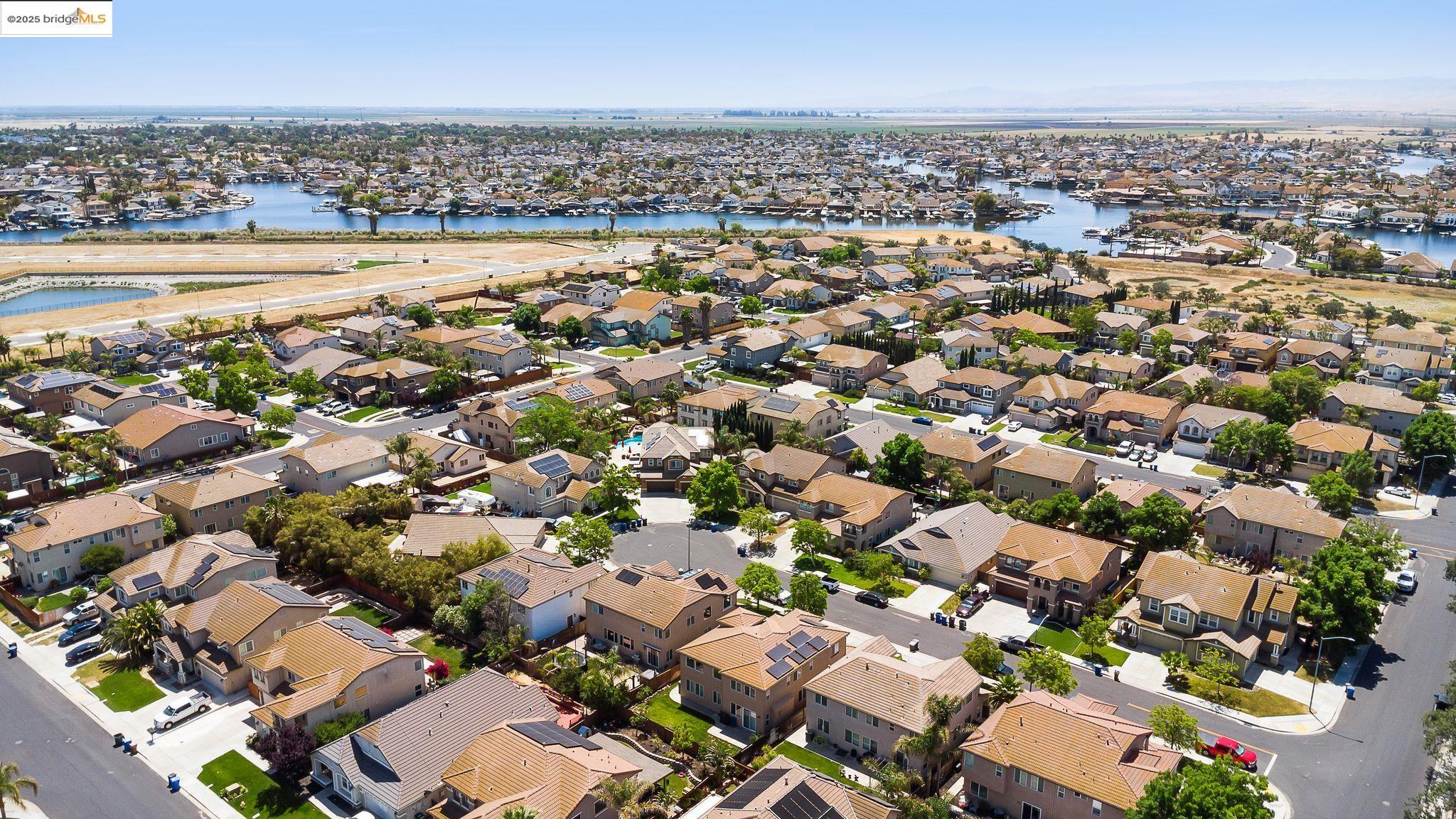115 Tennyson Ct, Discovery Bay, California 94505, 5 Bedrooms Bedrooms, 10 Rooms Rooms,3 BathroomsBathrooms,Residential,For Sale,115 Tennyson Ct,41098692