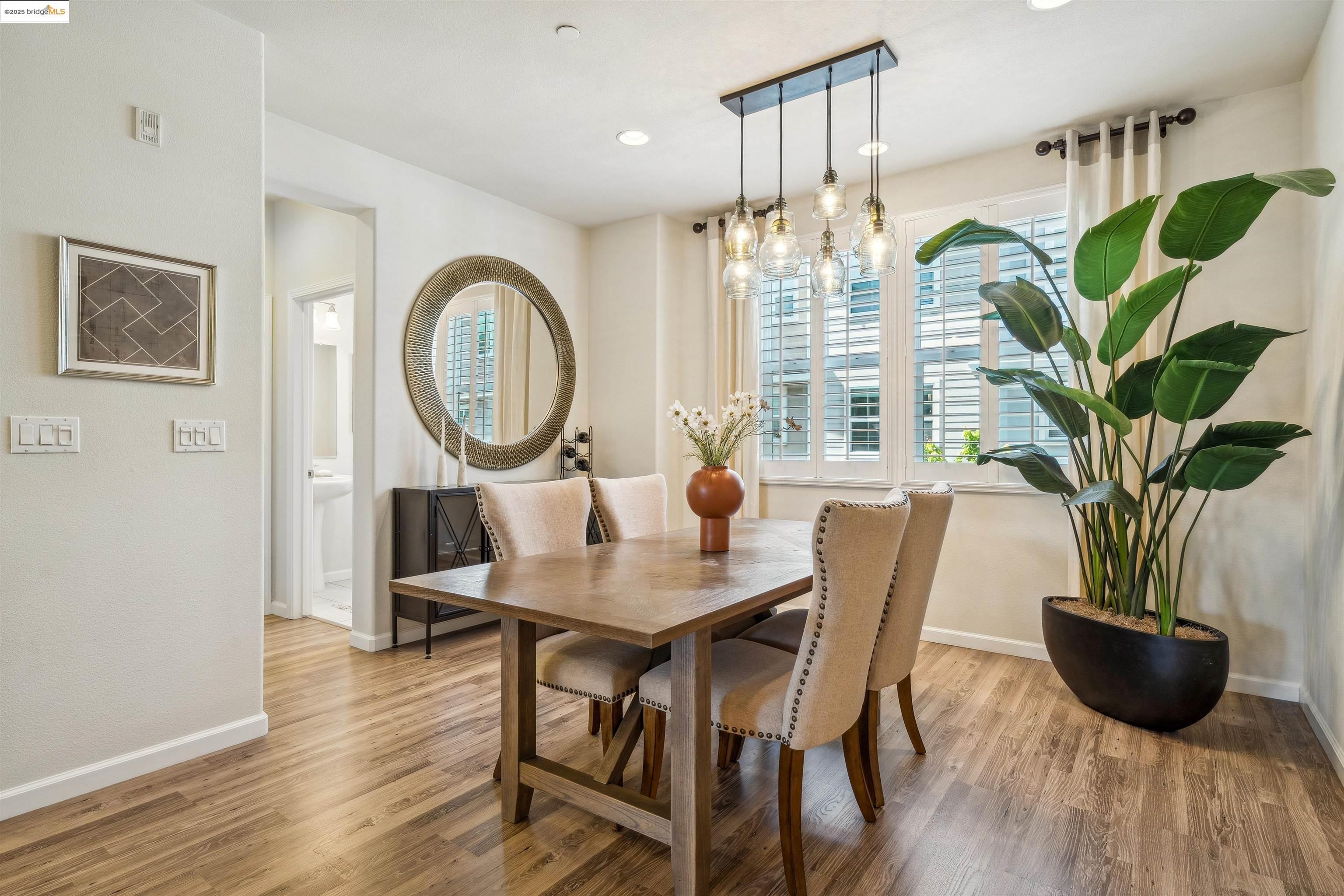 Detail Gallery Image 15 of 60 For 1004 Maritime Way, Richmond,  CA 94804 - 3 Beds | 3/1 Baths