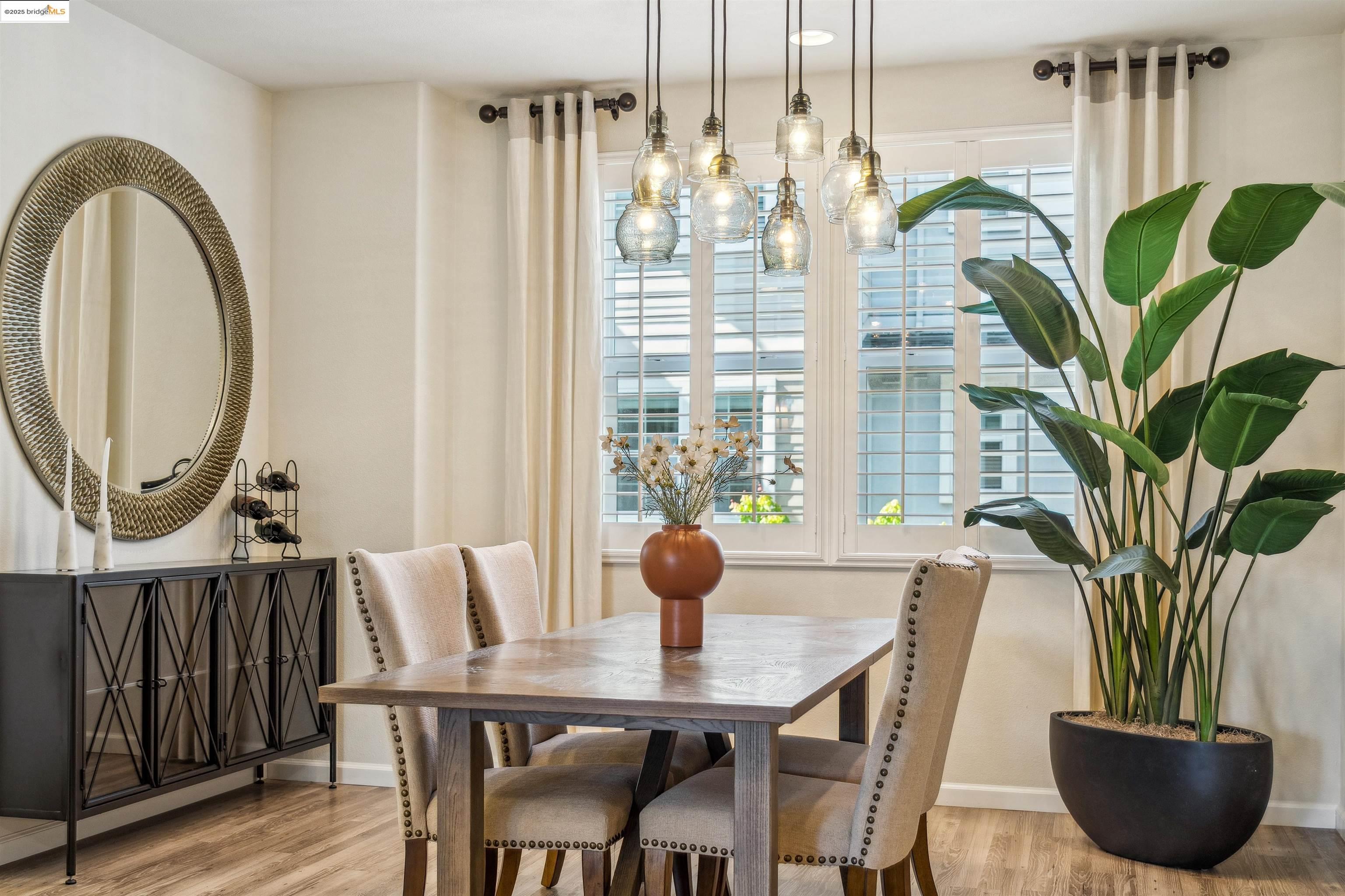 Detail Gallery Image 16 of 60 For 1004 Maritime Way, Richmond,  CA 94804 - 3 Beds | 3/1 Baths