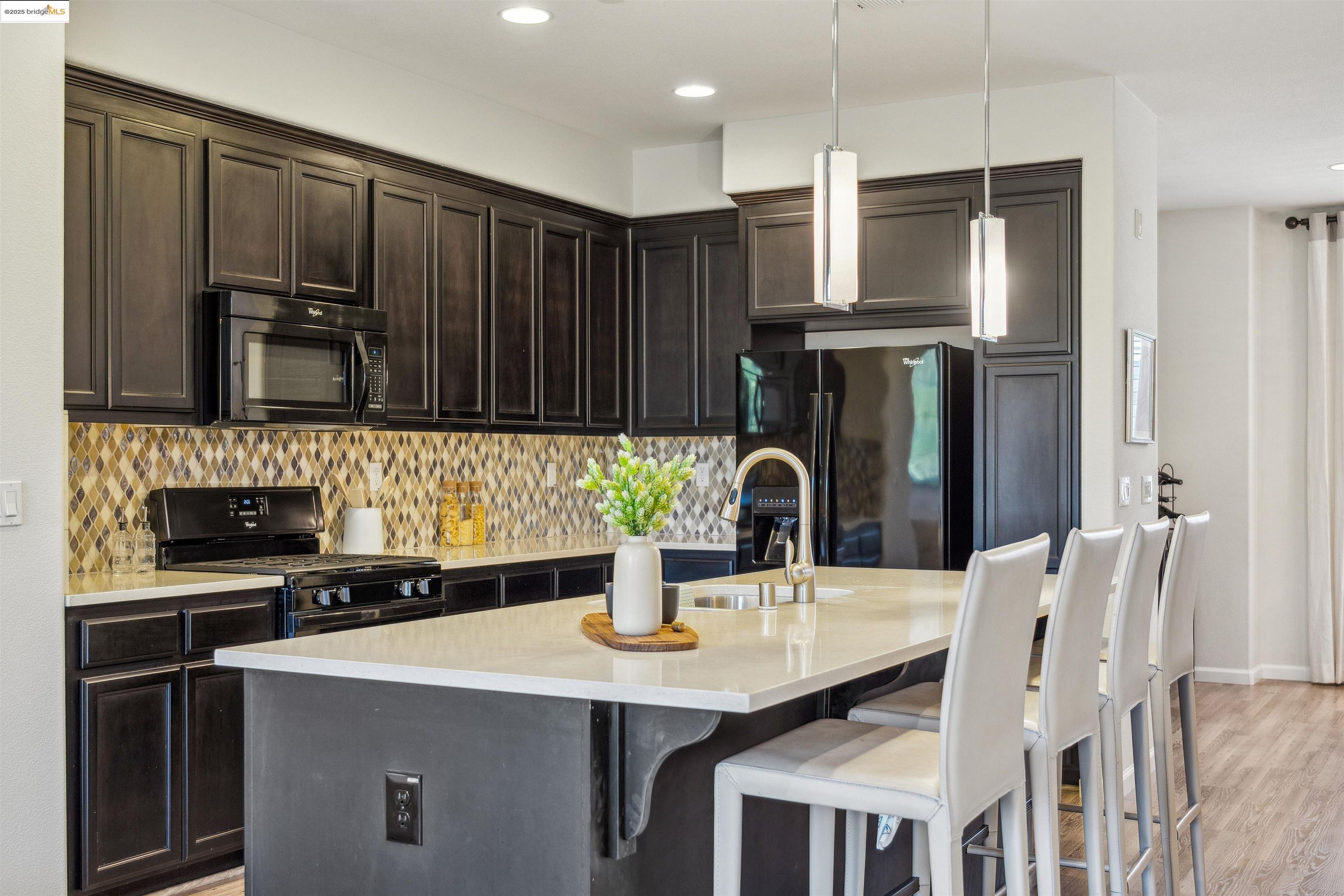 Detail Gallery Image 25 of 60 For 1004 Maritime Way, Richmond,  CA 94804 - 3 Beds | 3/1 Baths