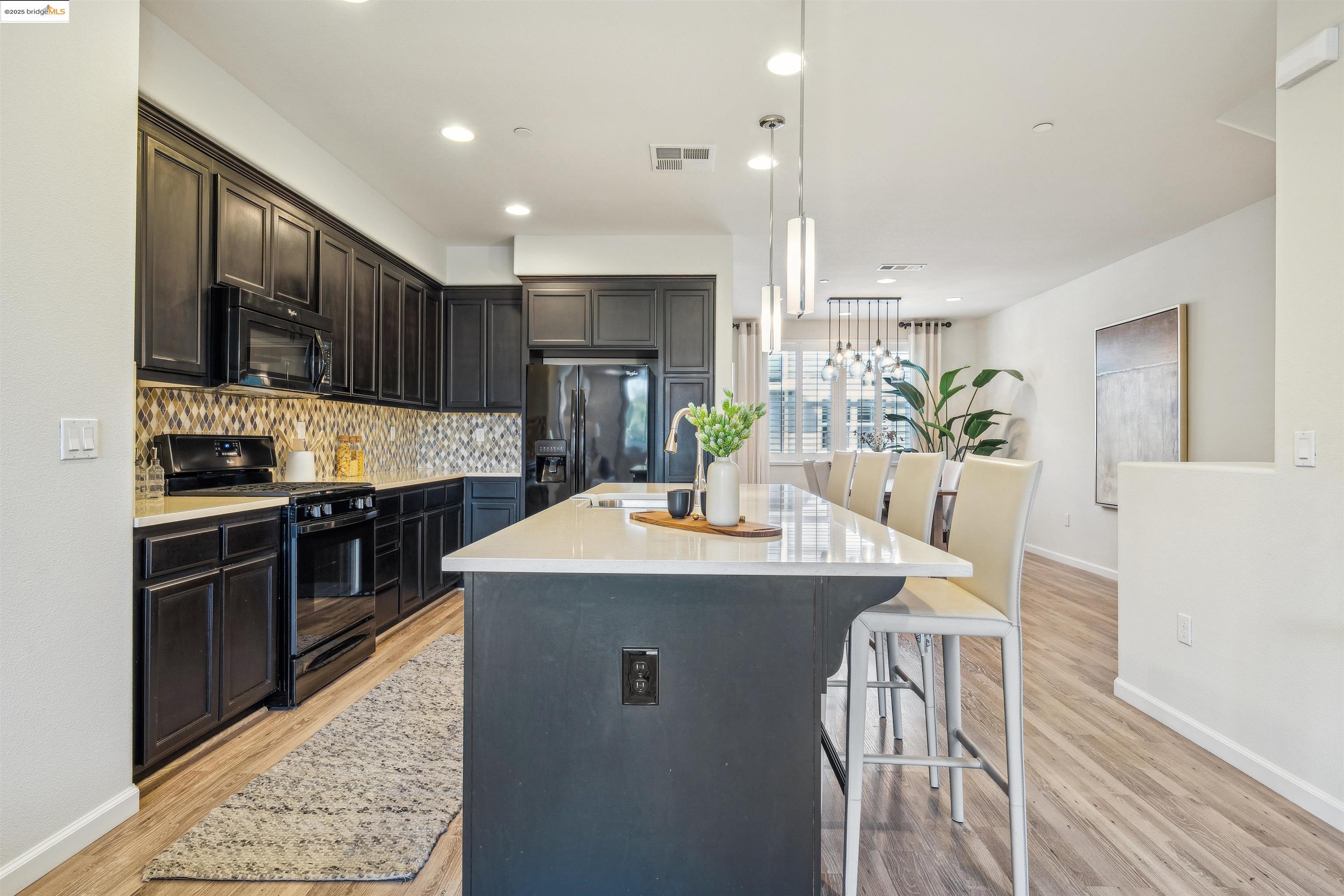 Detail Gallery Image 26 of 60 For 1004 Maritime Way, Richmond,  CA 94804 - 3 Beds | 3/1 Baths