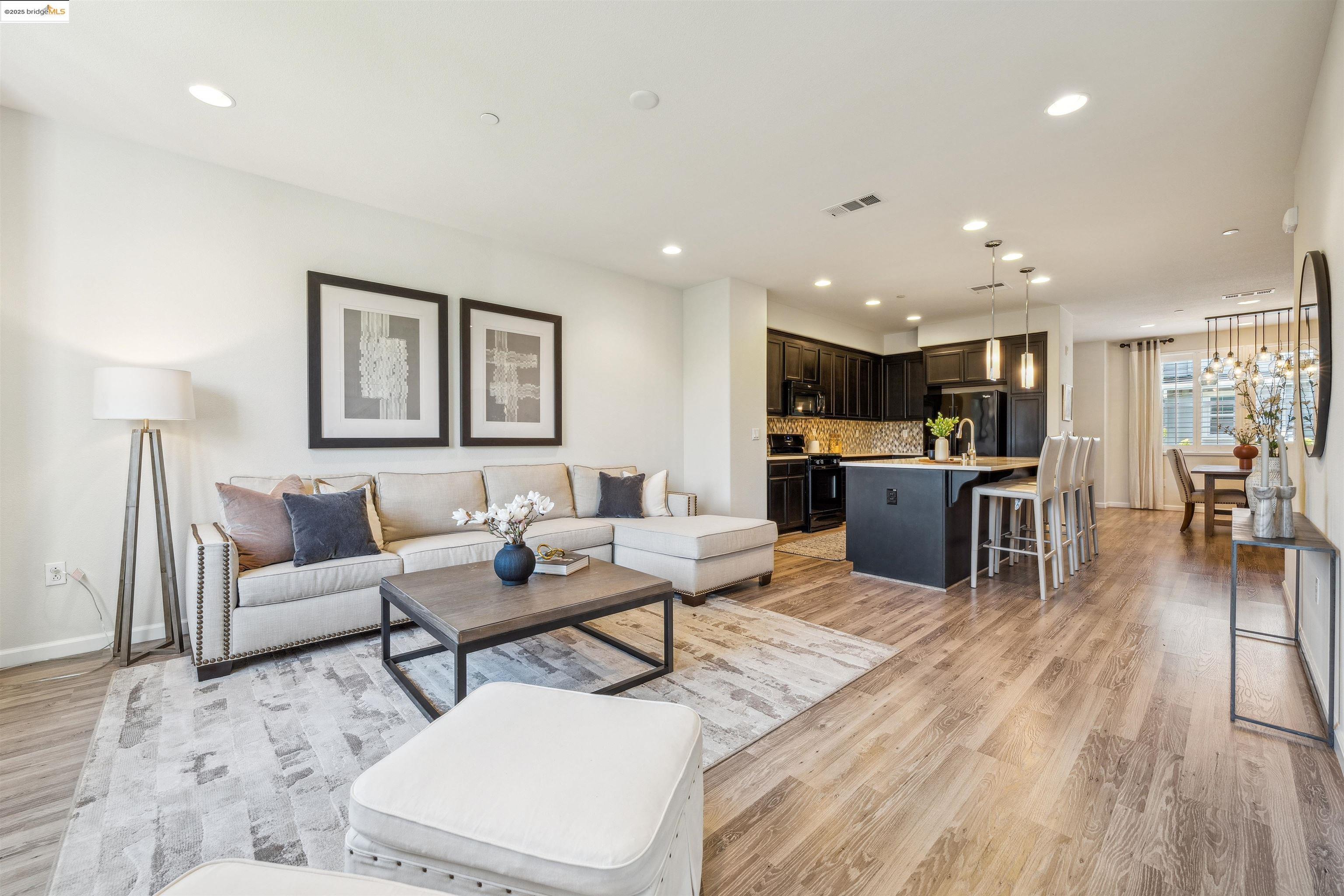 Detail Gallery Image 37 of 60 For 1004 Maritime Way, Richmond,  CA 94804 - 3 Beds | 3/1 Baths
