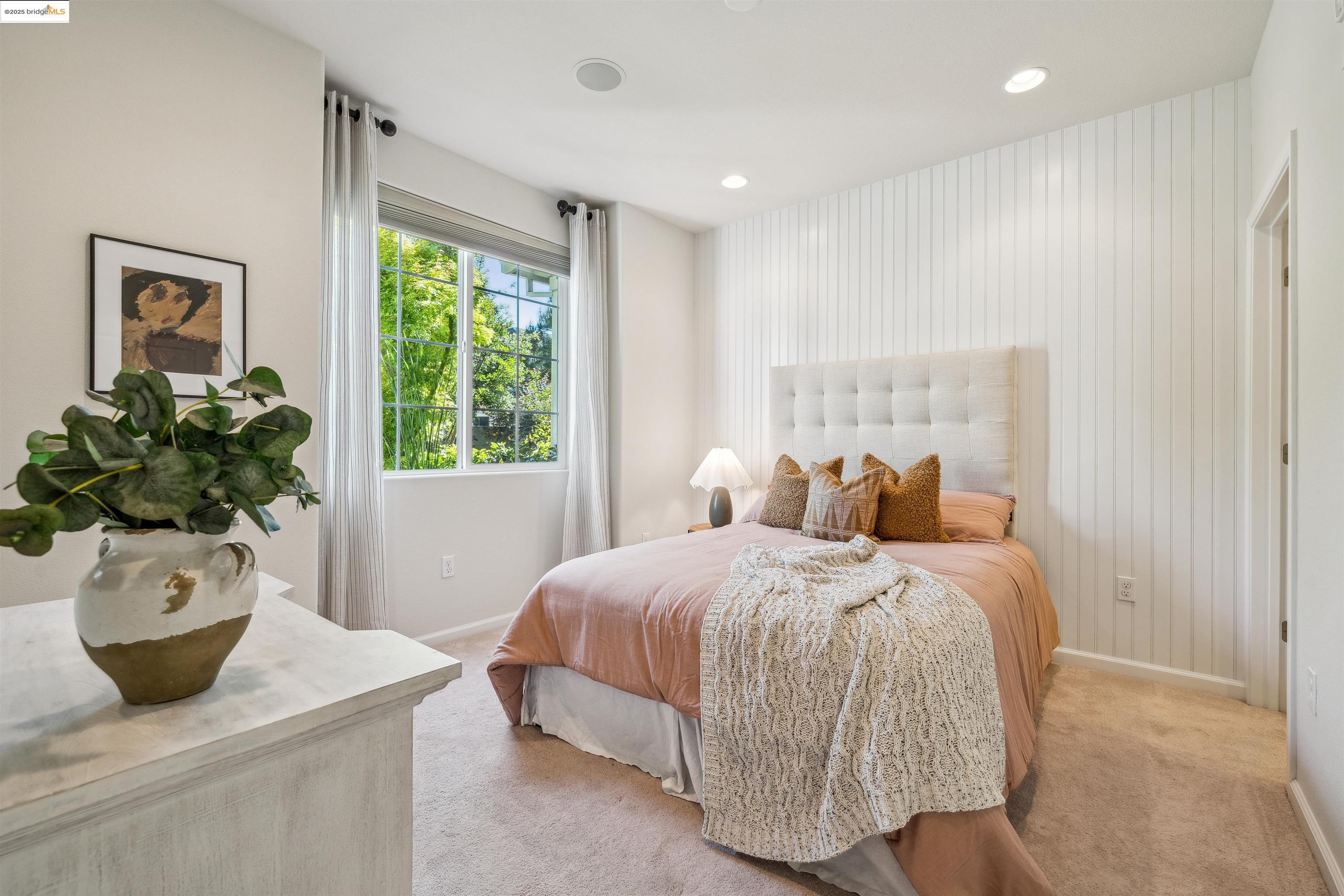 Detail Gallery Image 6 of 60 For 1004 Maritime Way, Richmond,  CA 94804 - 3 Beds | 3/1 Baths