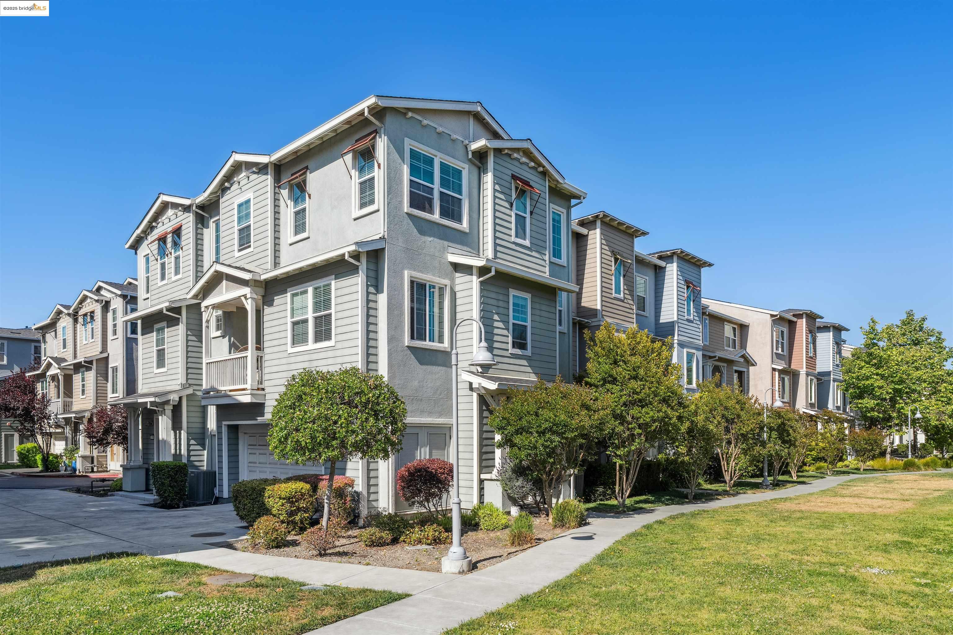 Detail Gallery Image 56 of 60 For 1004 Maritime Way, Richmond,  CA 94804 - 3 Beds | 3/1 Baths