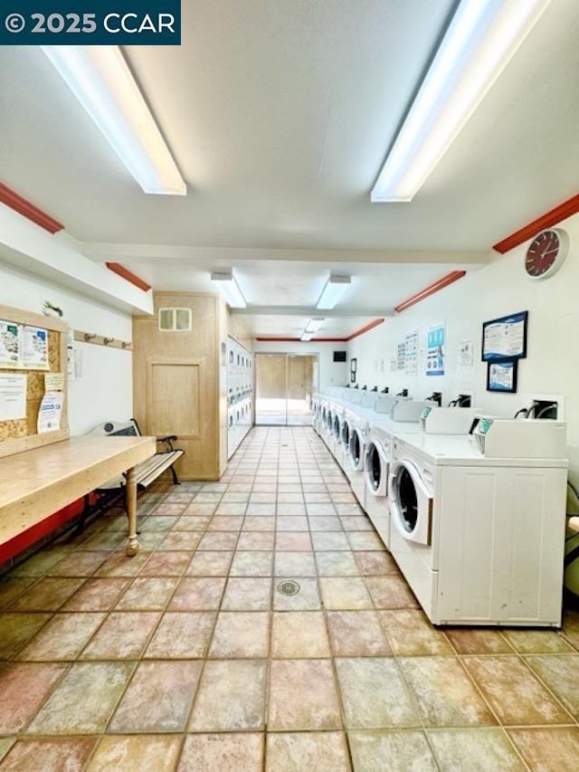 Detail Gallery Image 24 of 42 For 1305 Webster St #C102,  Alameda,  CA 94501 - 1 Beds | 1 Baths