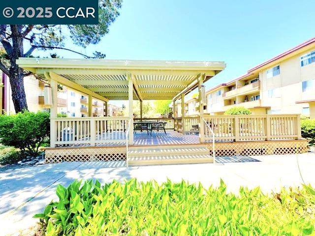Detail Gallery Image 28 of 42 For 1305 Webster St #C102,  Alameda,  CA 94501 - 1 Beds | 1 Baths