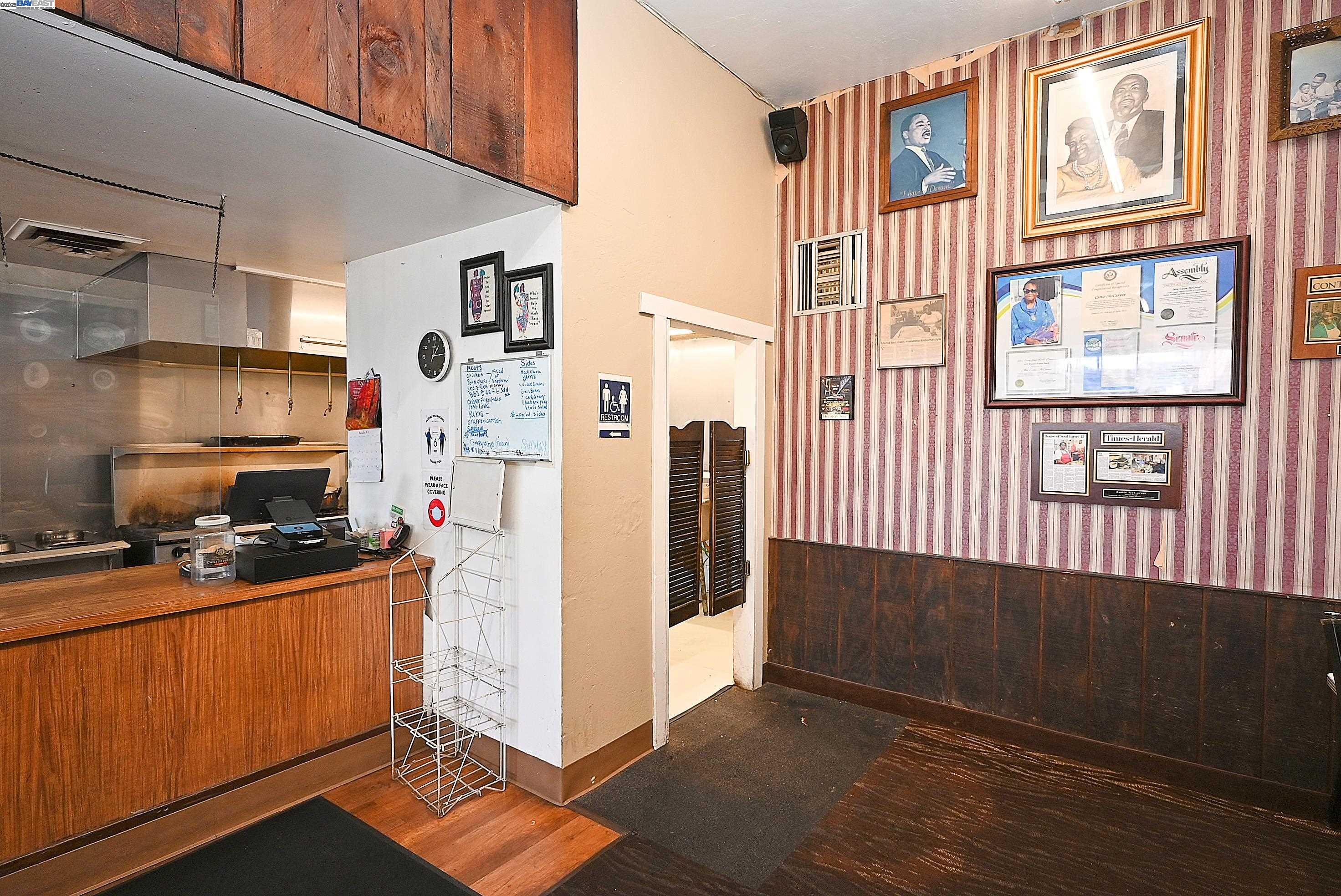 Detail Gallery Image 5 of 24 For 1526 Solano Ave, Vallejo,  CA 94590 - – Beds | – Baths