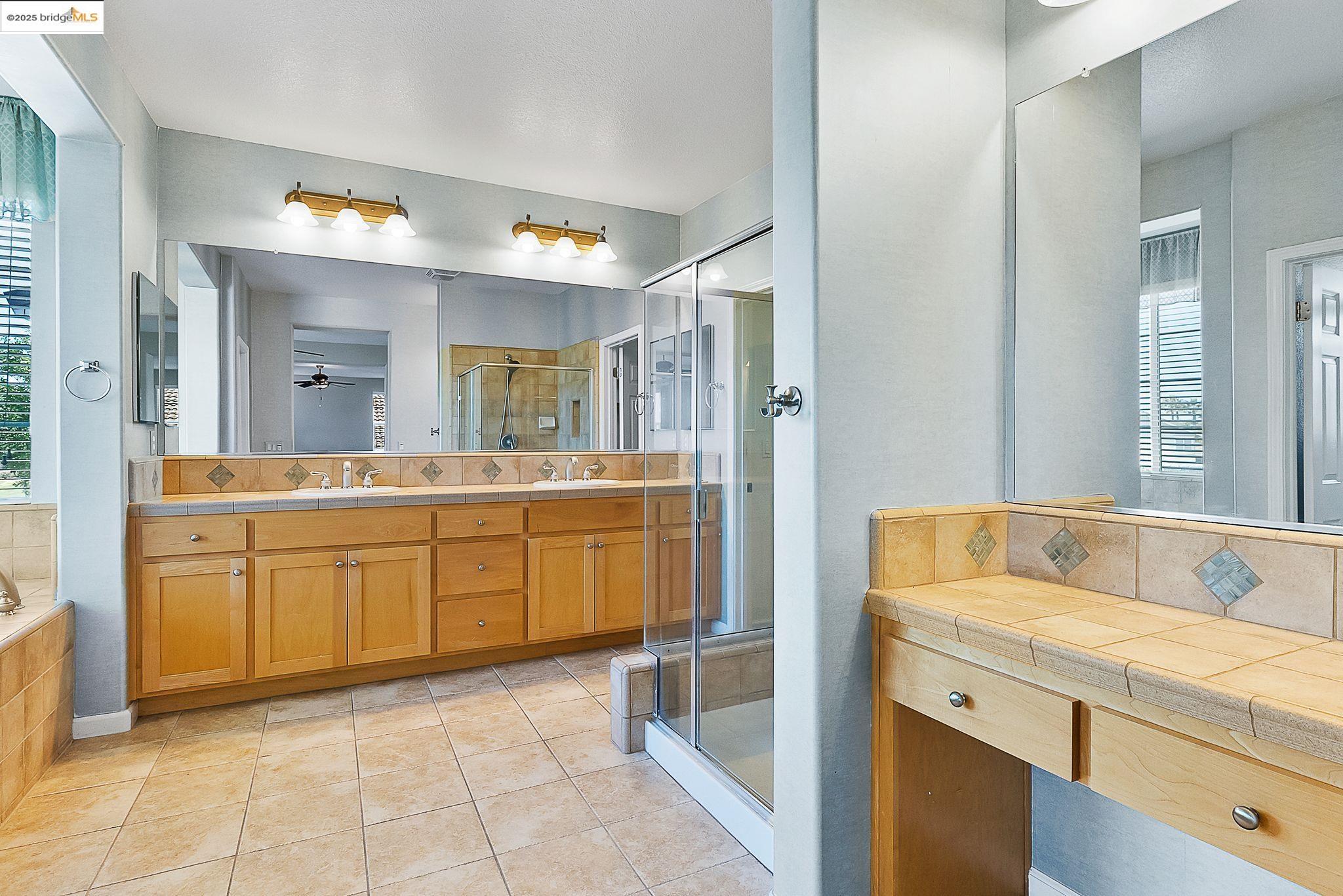 906 Natoma Ct, Discovery Bay, California 94505, 4 Bedrooms Bedrooms, 12 Rooms Rooms,4 BathroomsBathrooms,Residential,For Sale,906 Natoma Ct,41098697