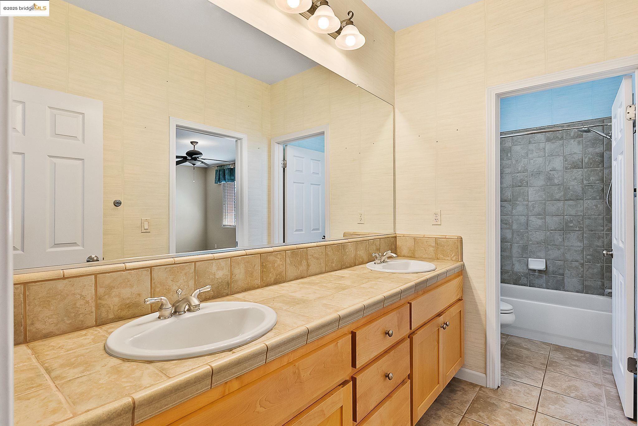 906 Natoma Ct, Discovery Bay, California 94505, 4 Bedrooms Bedrooms, 12 Rooms Rooms,4 BathroomsBathrooms,Residential,For Sale,906 Natoma Ct,41098697