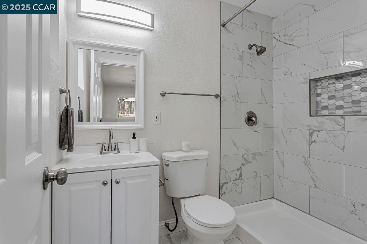 Detail Gallery Image 14 of 26 For 168 Simonton St, Vallejo,  CA 94589 - 3 Beds | 2 Baths