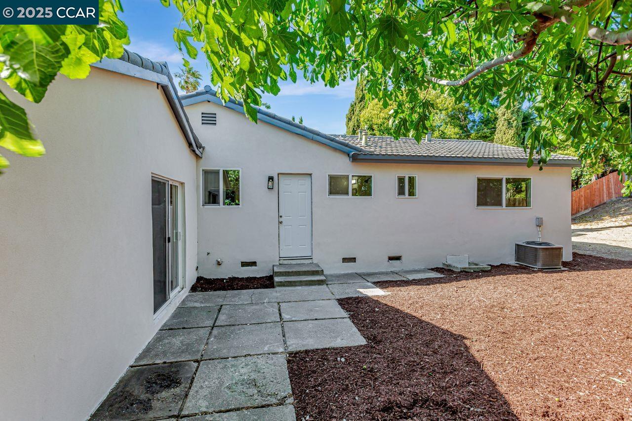 Detail Gallery Image 24 of 26 For 168 Simonton St, Vallejo,  CA 94589 - 3 Beds | 2 Baths