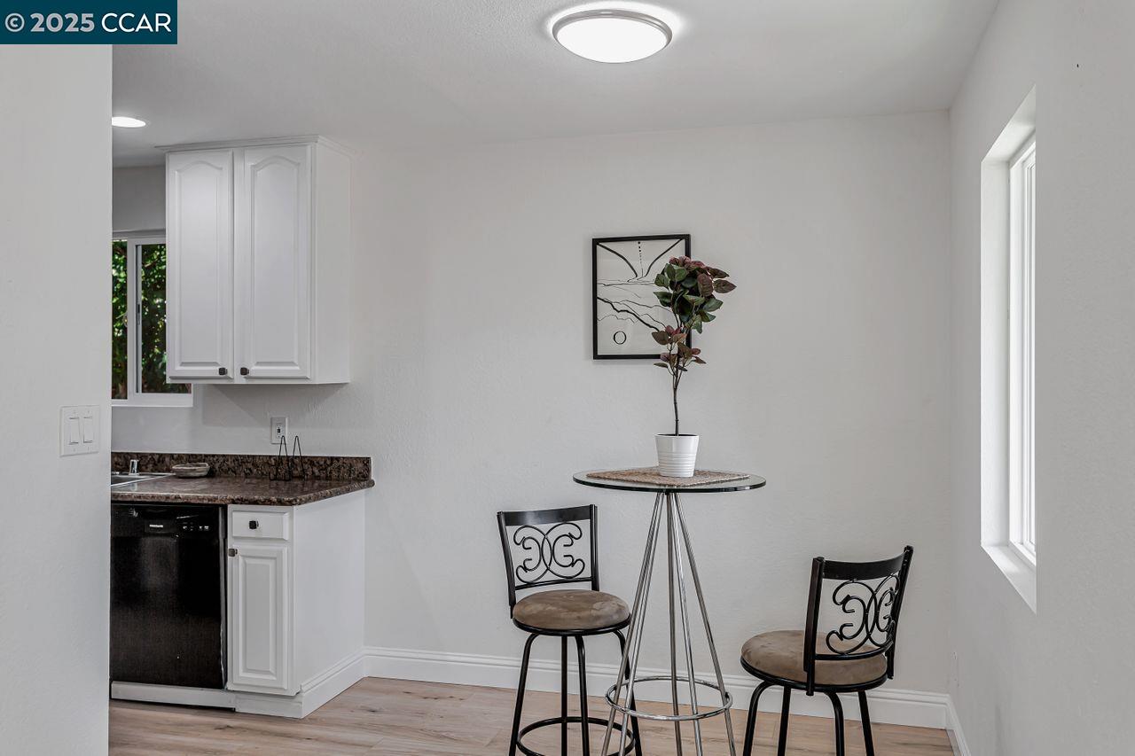 Detail Gallery Image 10 of 26 For 168 Simonton St, Vallejo,  CA 94589 - 3 Beds | 2 Baths