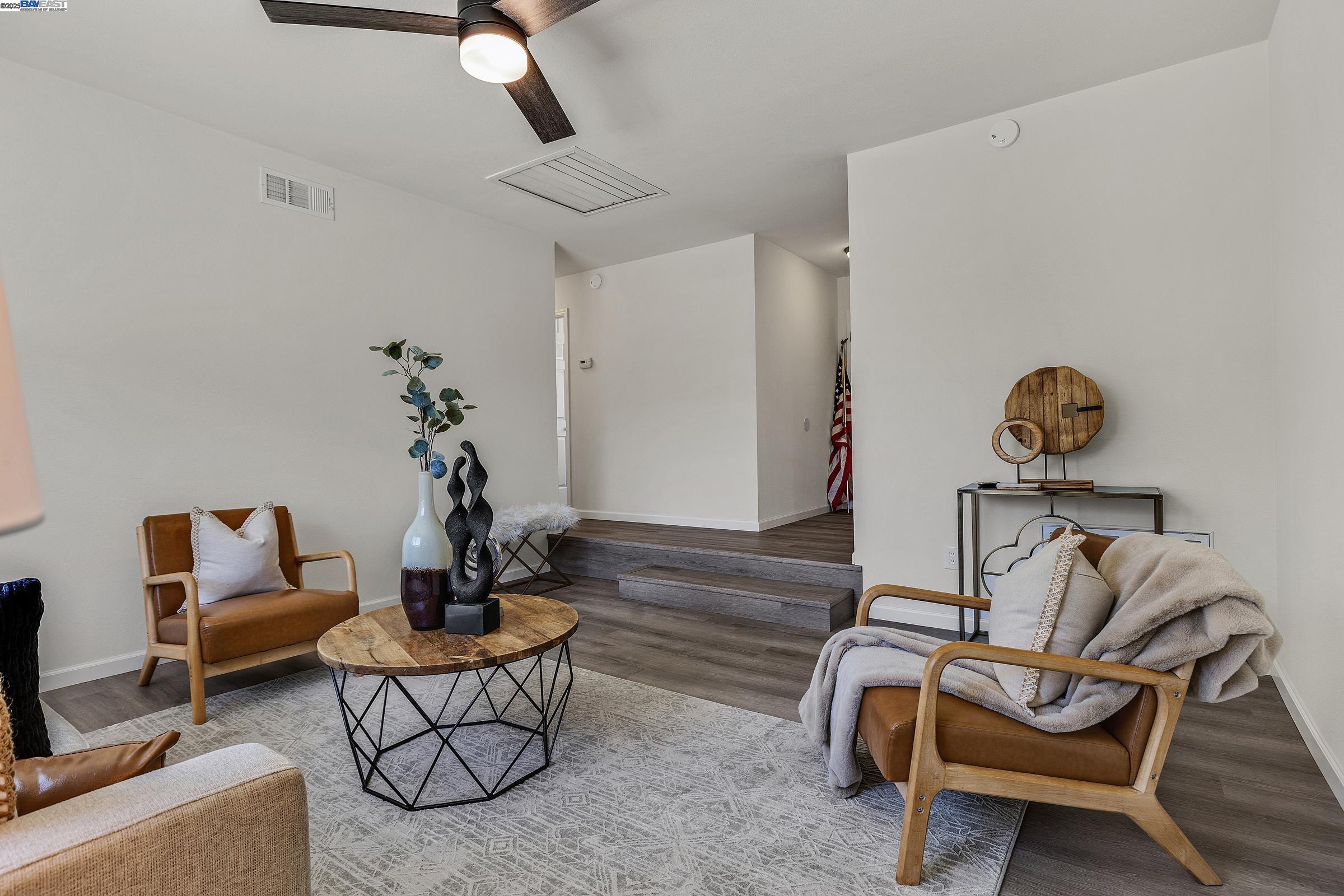 Detail Gallery Image 11 of 50 For 4940 Omar St, Fremont,  CA 94538 - 3 Beds | 2 Baths