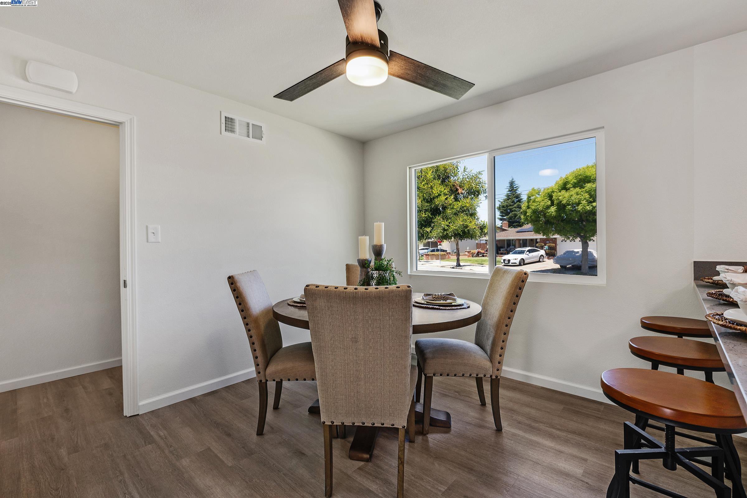 Detail Gallery Image 15 of 50 For 4940 Omar St, Fremont,  CA 94538 - 3 Beds | 2 Baths